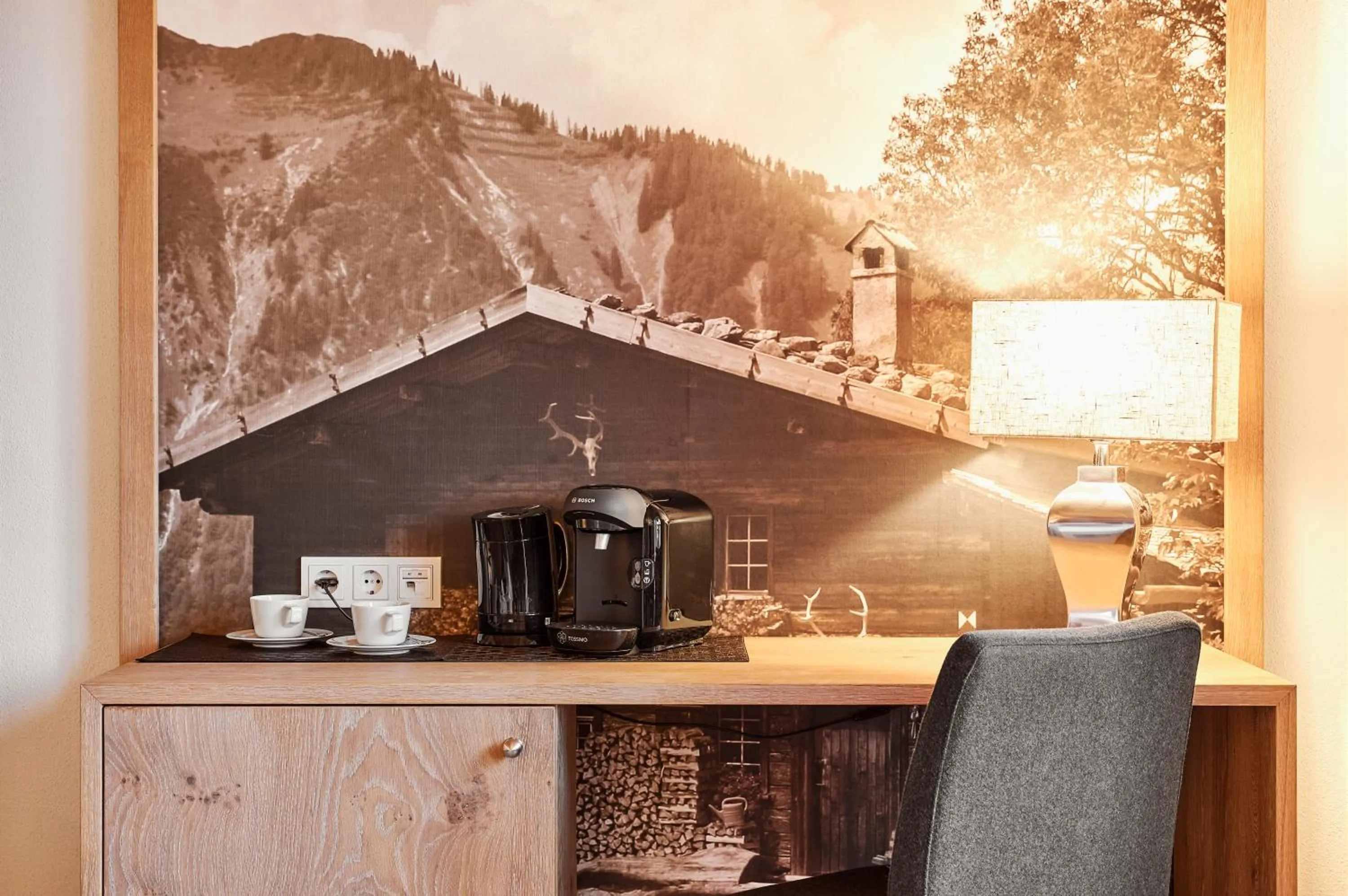 Hotel Auf der Gsteig GmbH