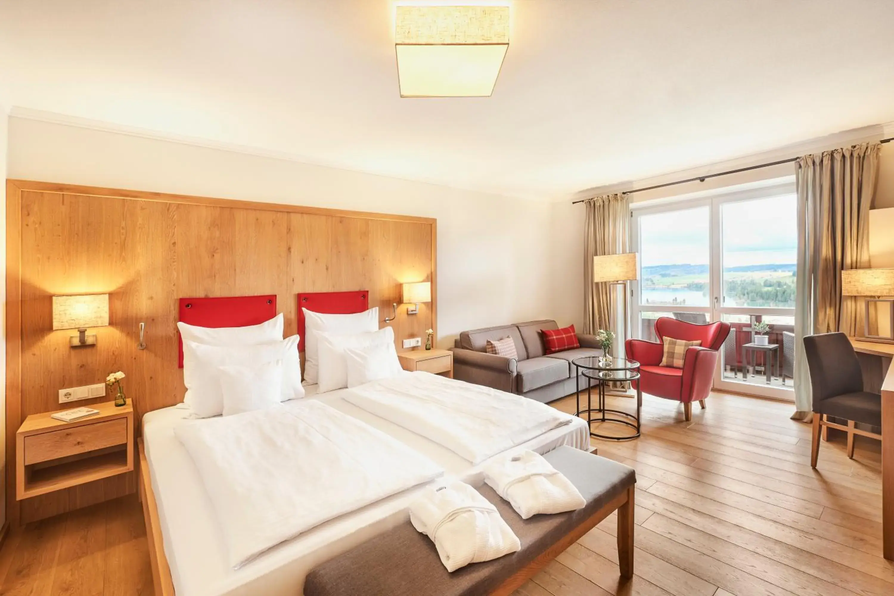 Double Room with Lake View - single occupancy in Hotel Auf der Gsteig GmbH Double Room with Lake View - single occupancy in Hotel Auf der Gsteig GmbH