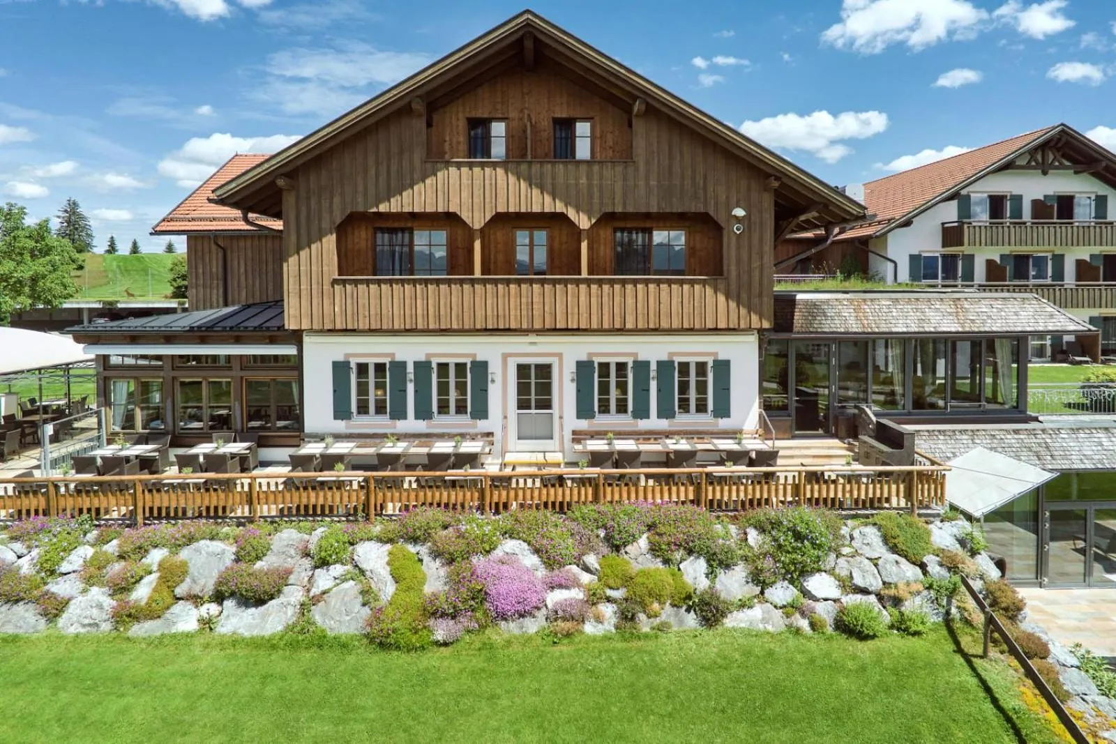 Hotel Auf der Gsteig GmbH