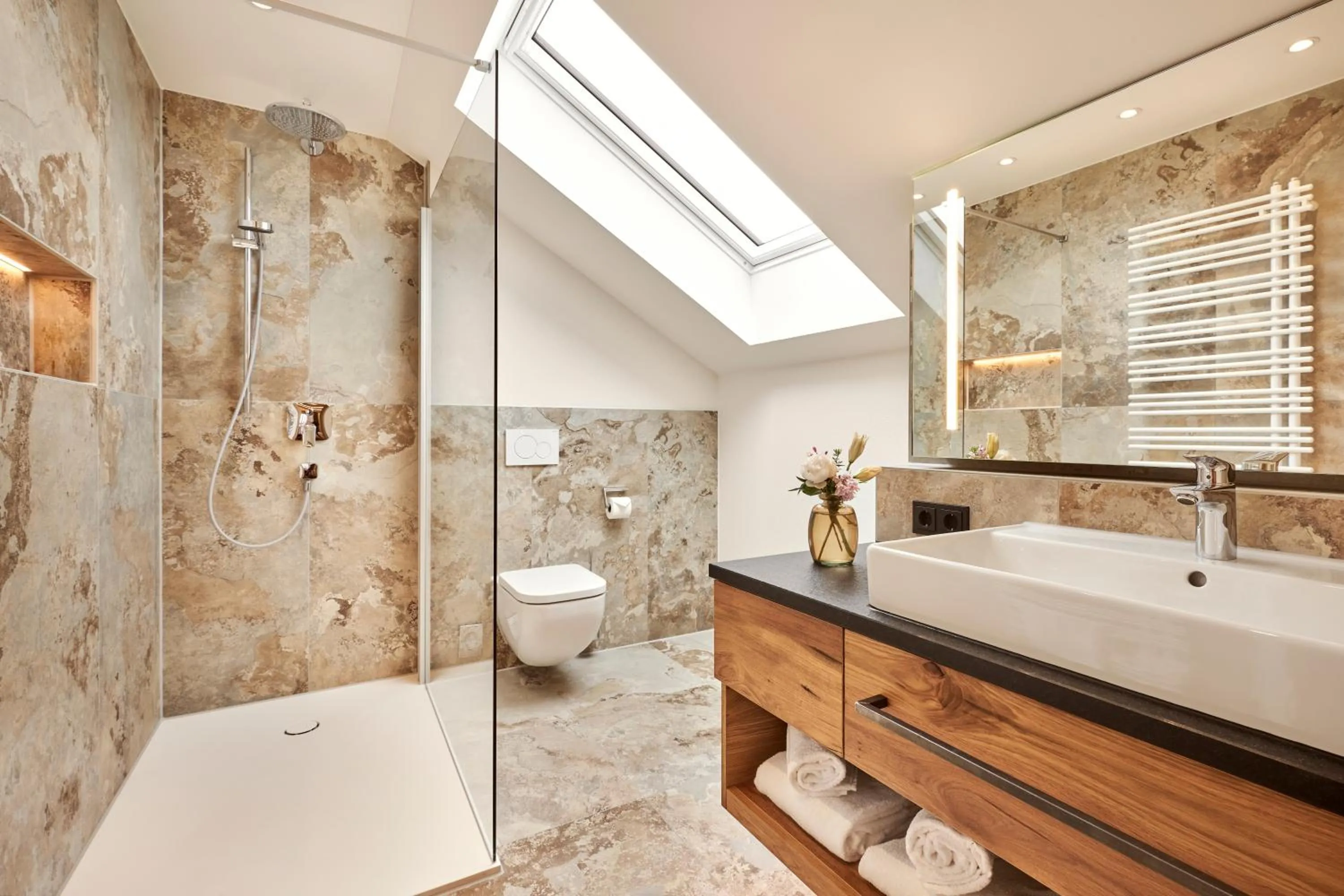 Hotel Auf der Gsteig GmbH