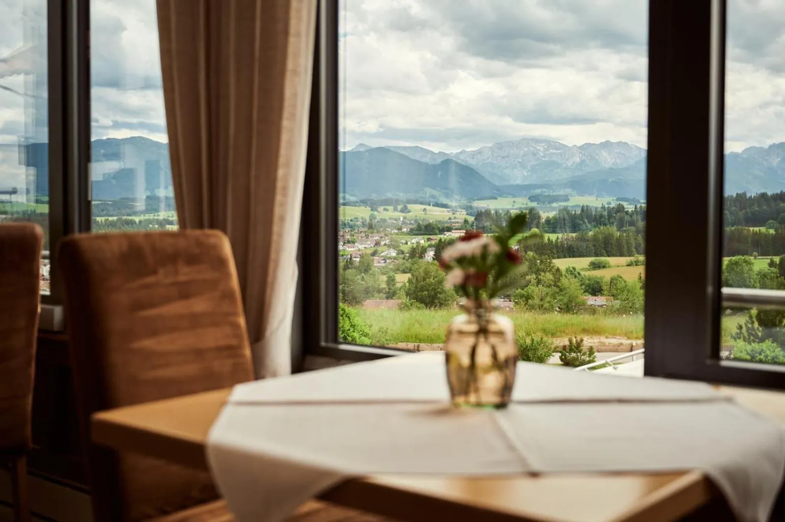 Hotel Auf der Gsteig GmbH