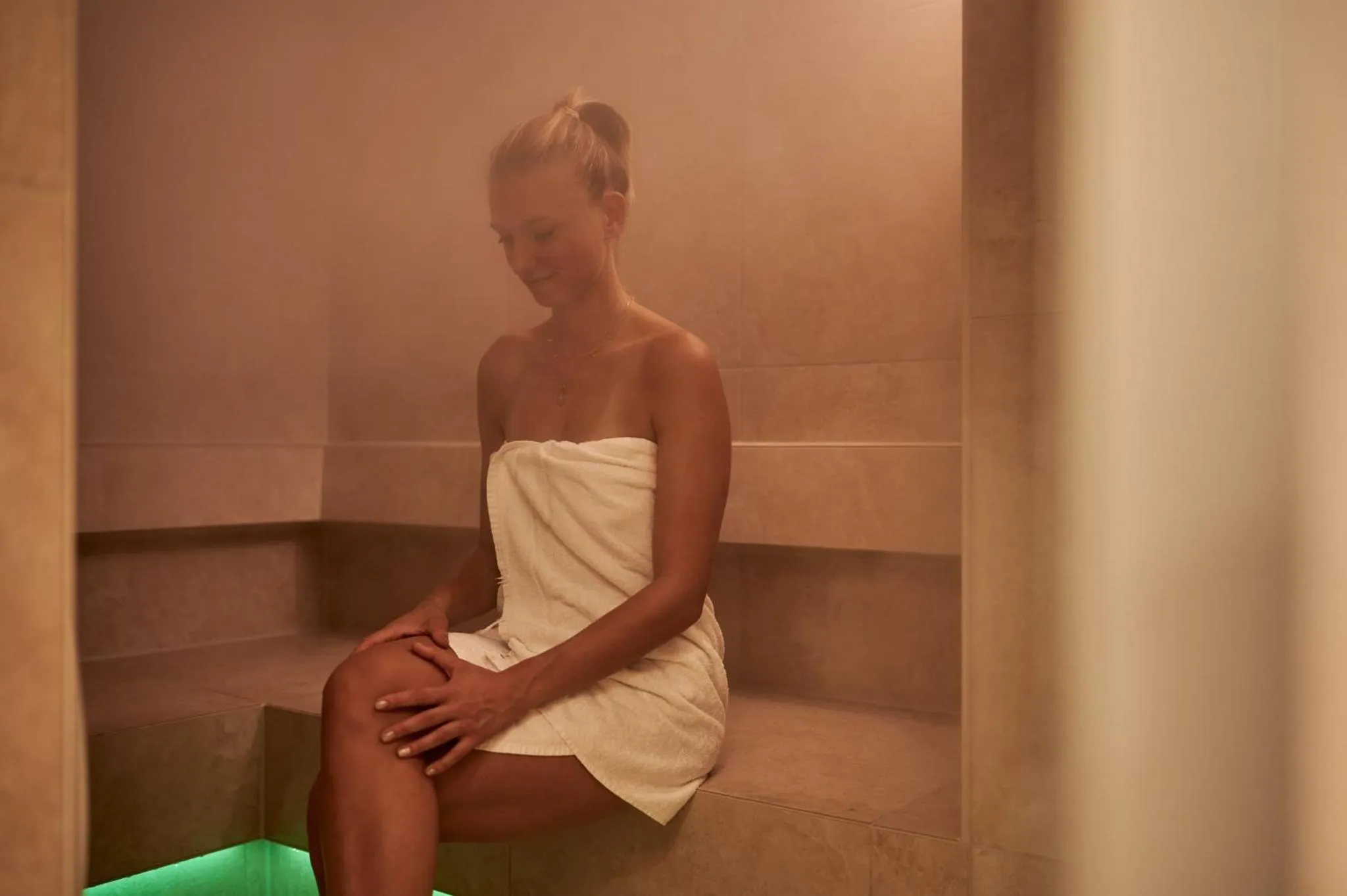 Hotel Auf der Gsteig GmbH