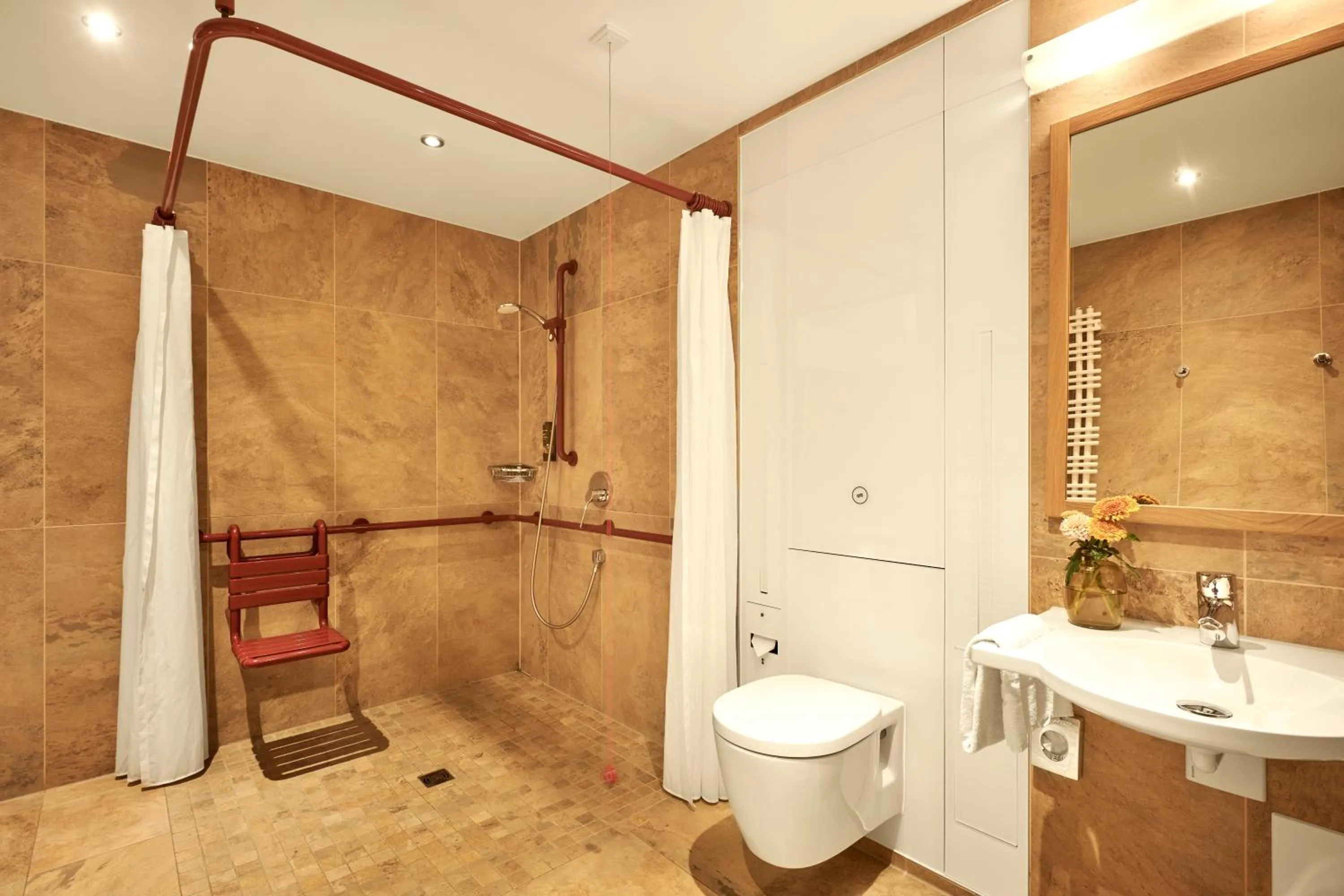 Hotel Auf der Gsteig GmbH