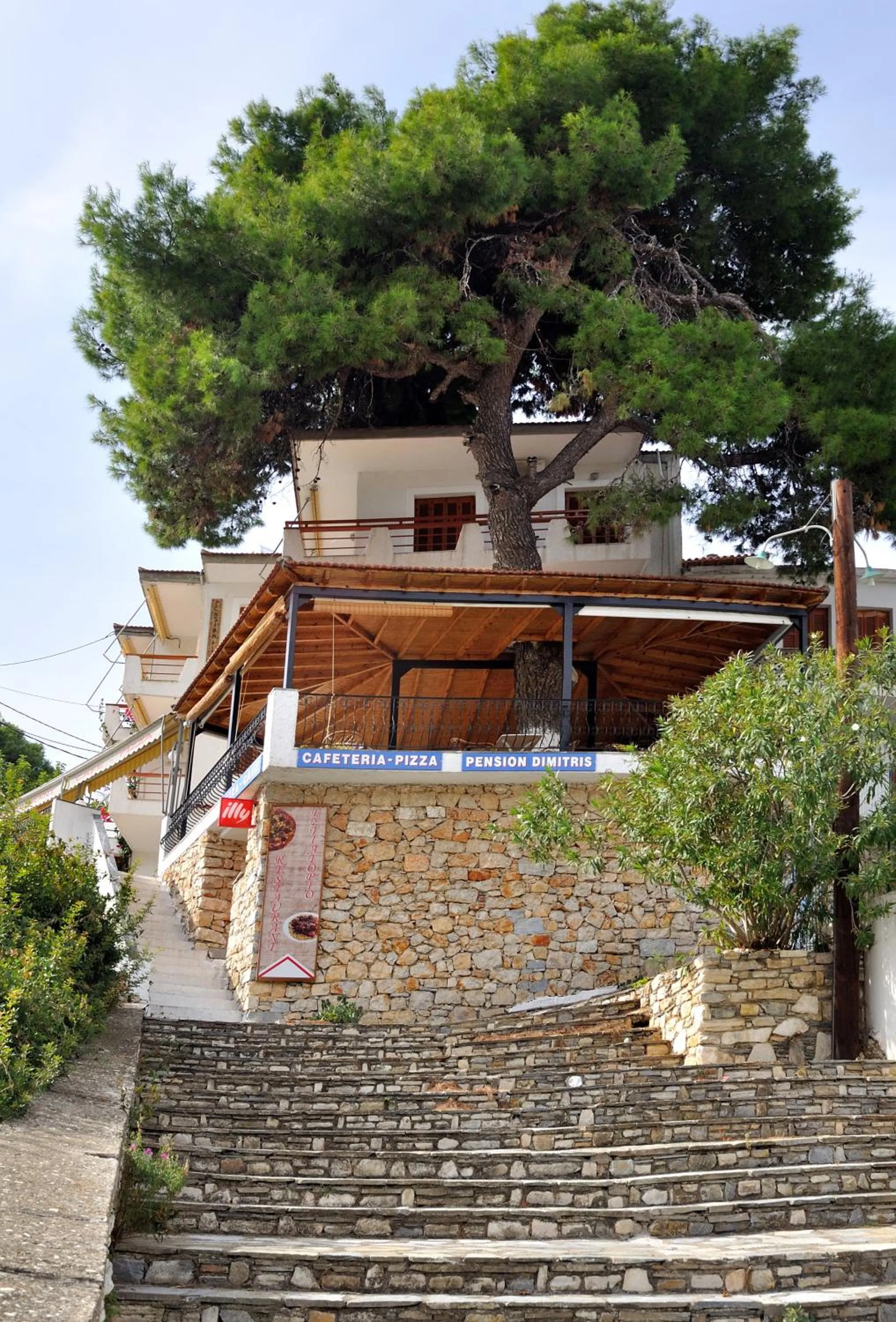 Autumn in Pension Dimitris