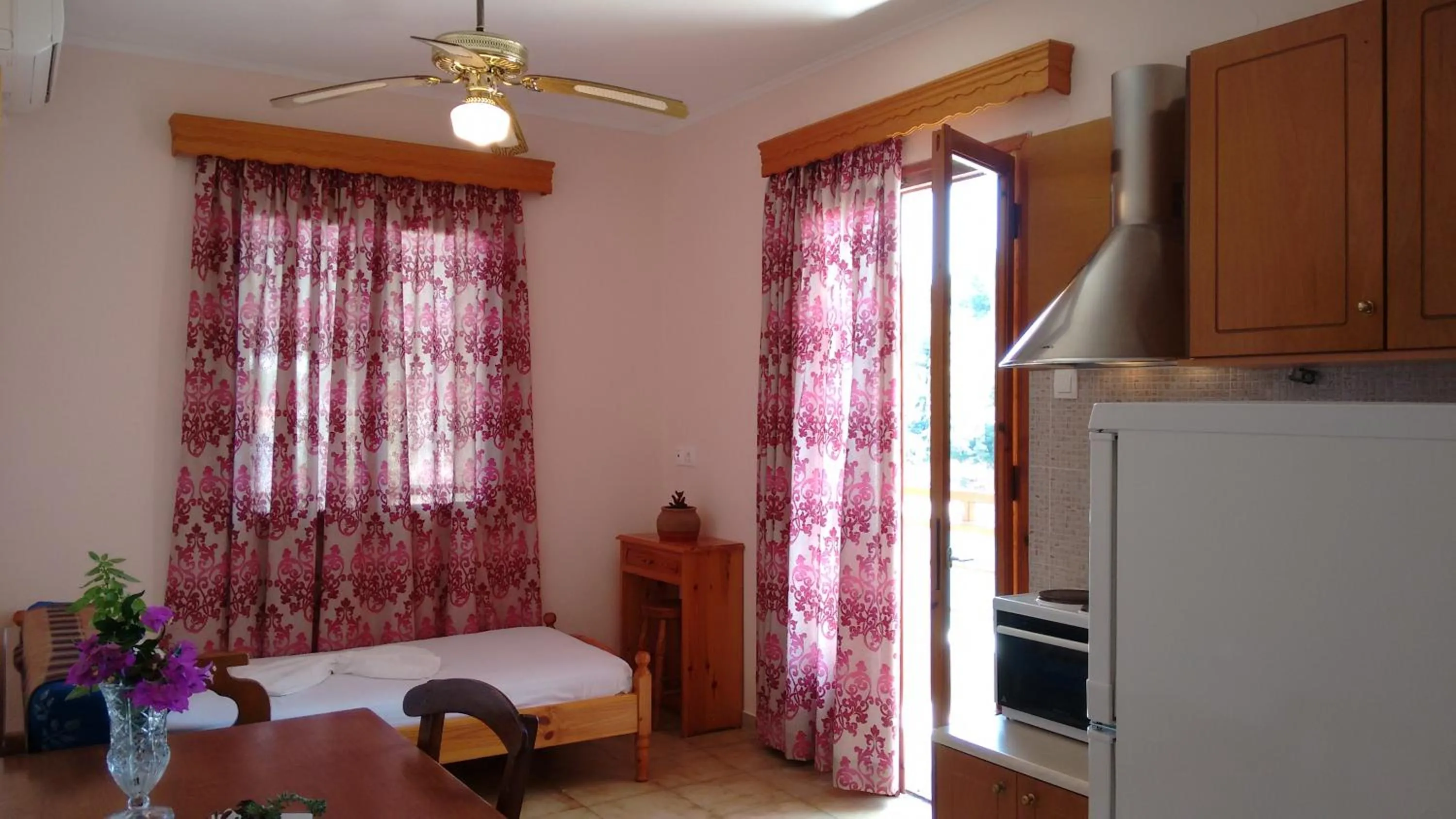 Bed in Pension Dimitris