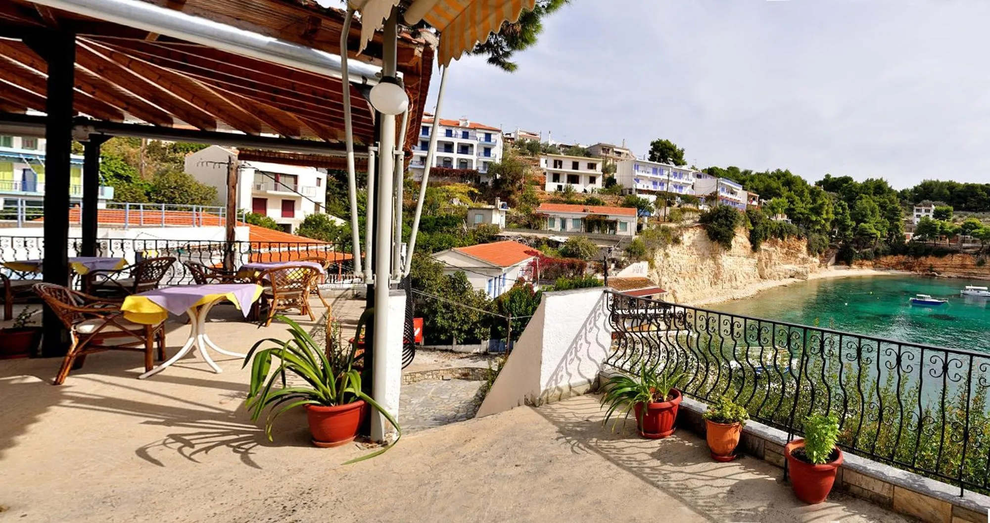 Autumn in Pension Dimitris