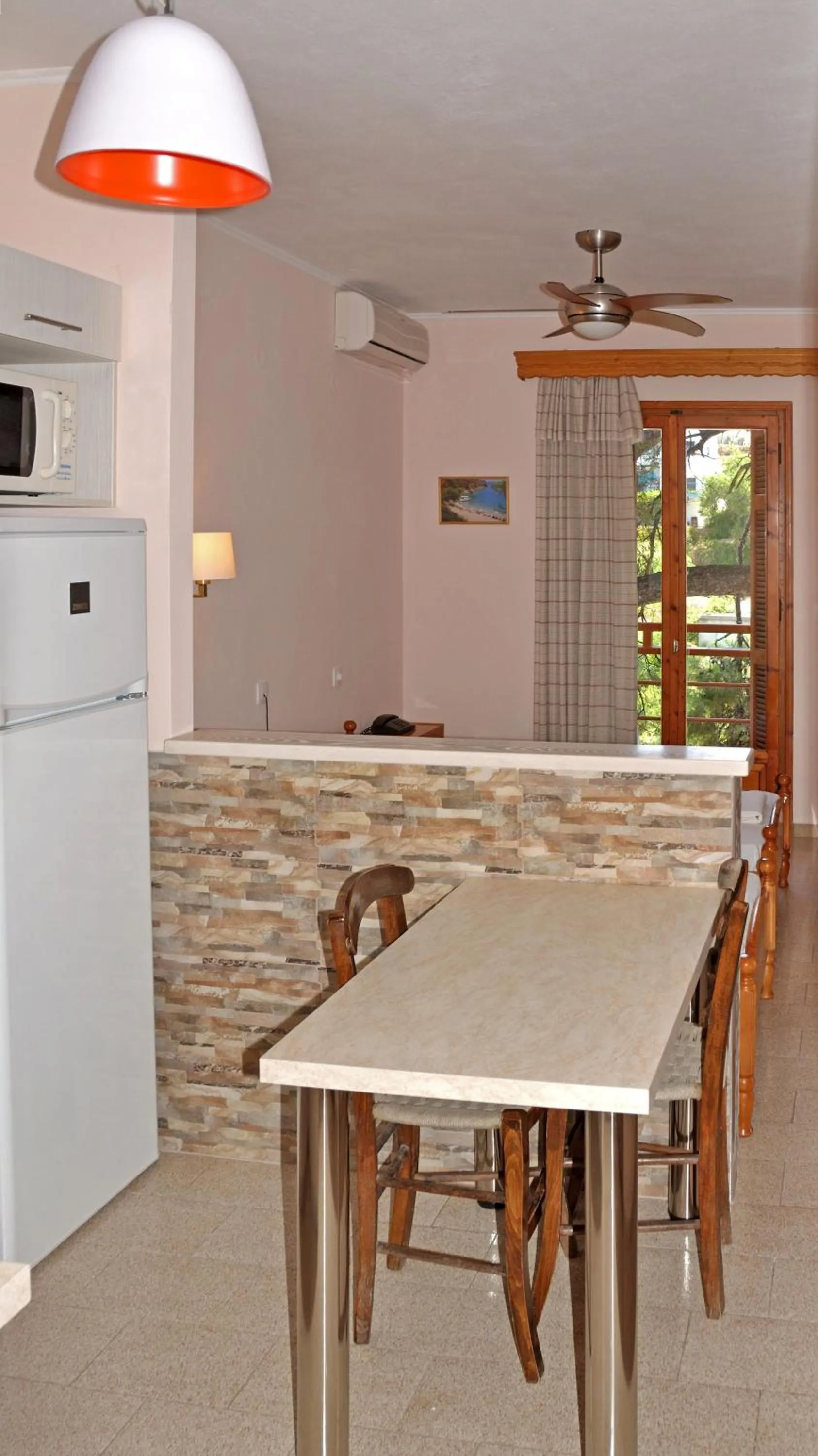 Pension Dimitris