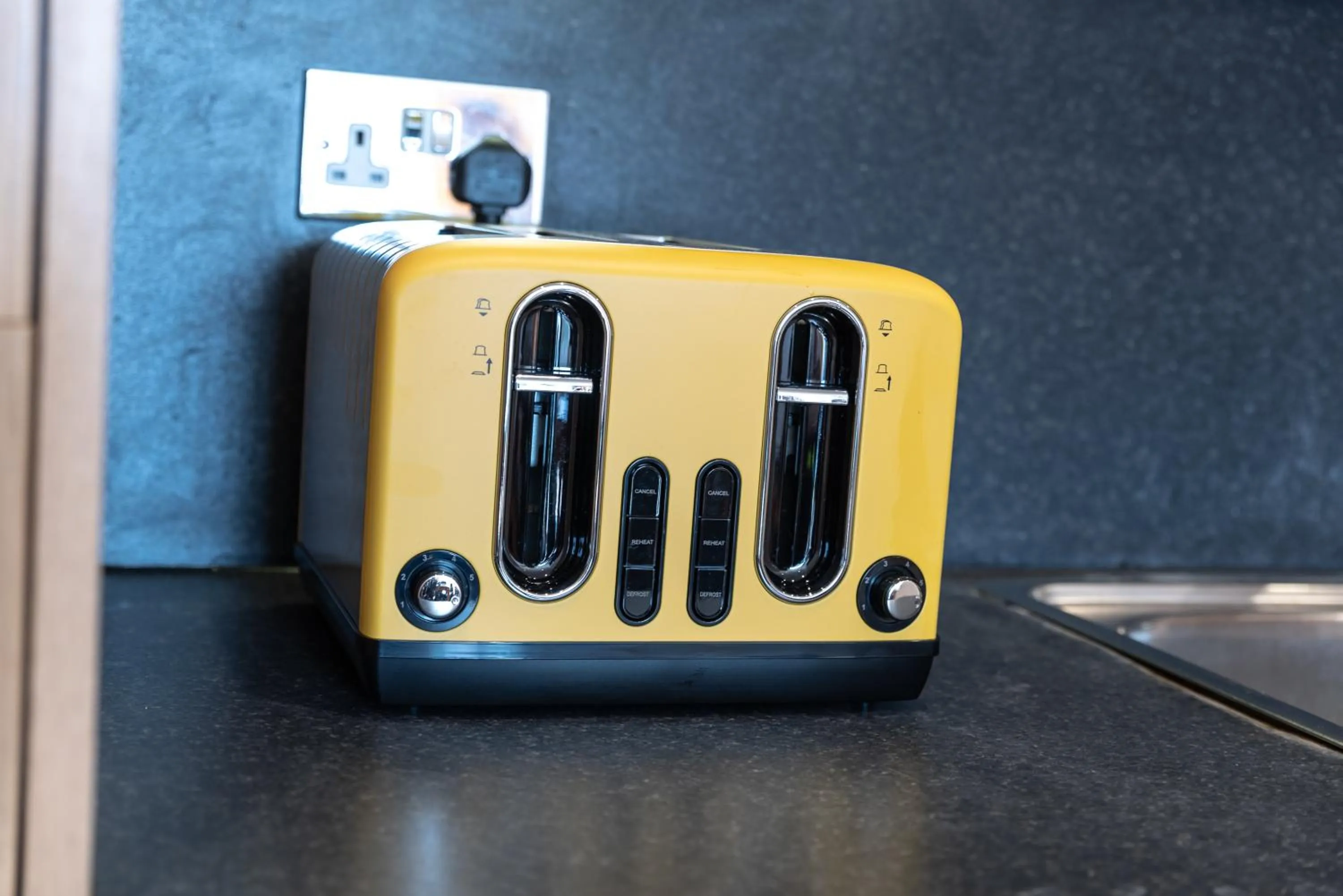 Other in The Old Library - Modern Apartment near the Train Station and Racecourse