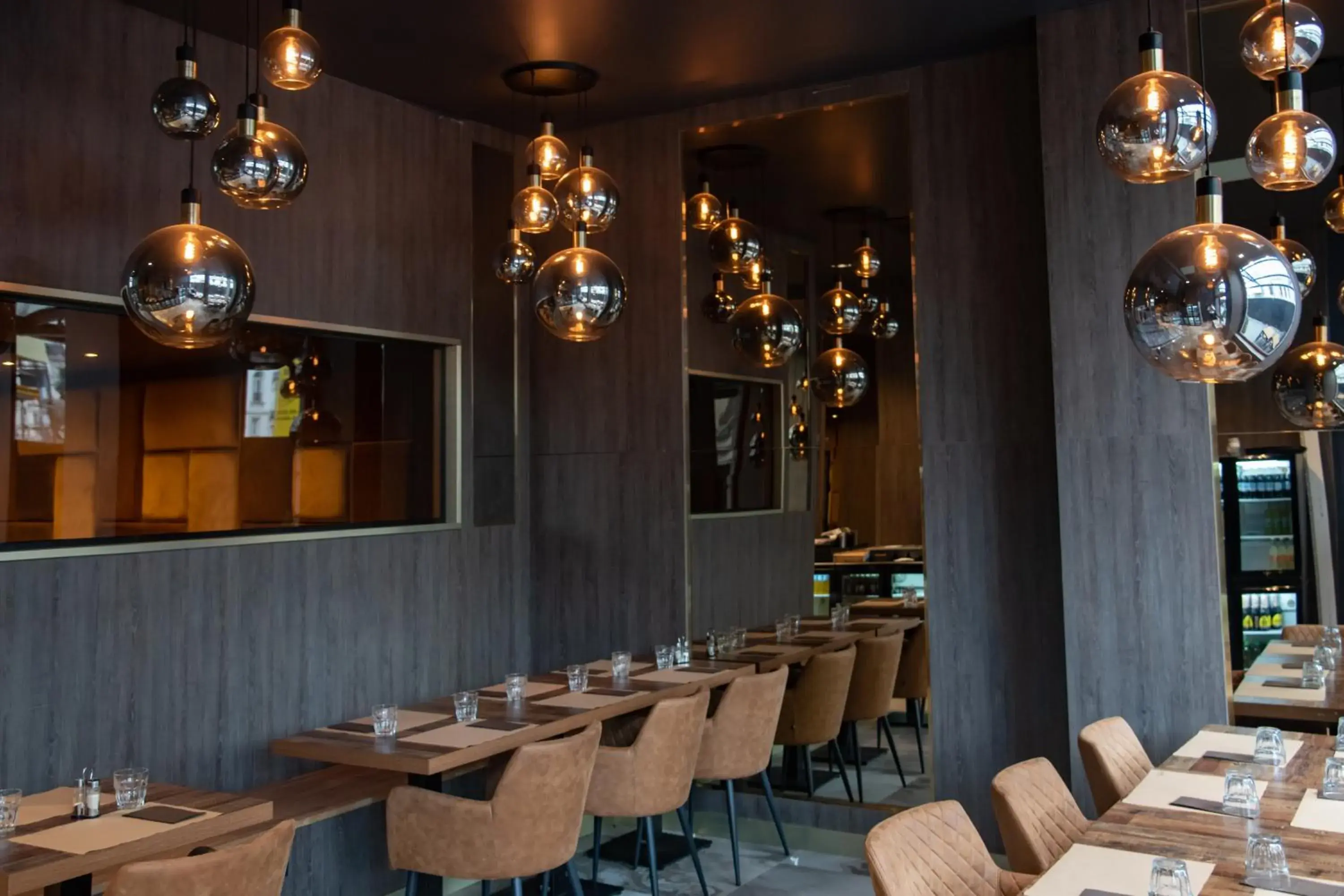 Restaurant/places to eat in La Bourse Hotel Restaurant/places to eat in La Bourse Hotel