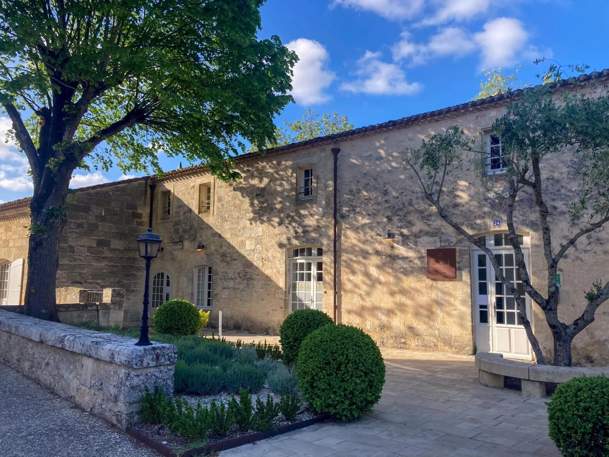 Property building in AUX DUCS DE SIENNE