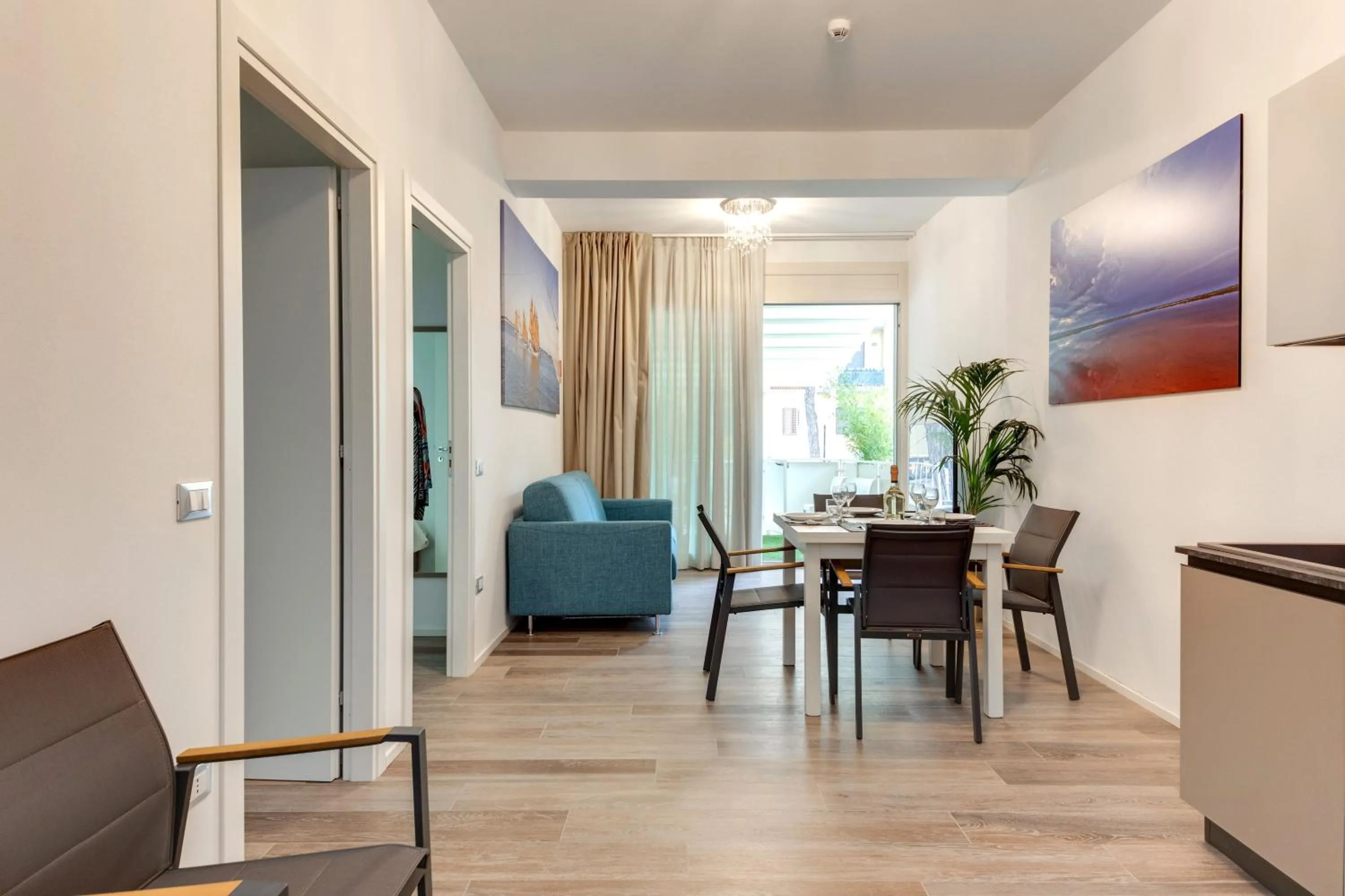 Living room in Elegance Suite Apartments - Siroli Collection