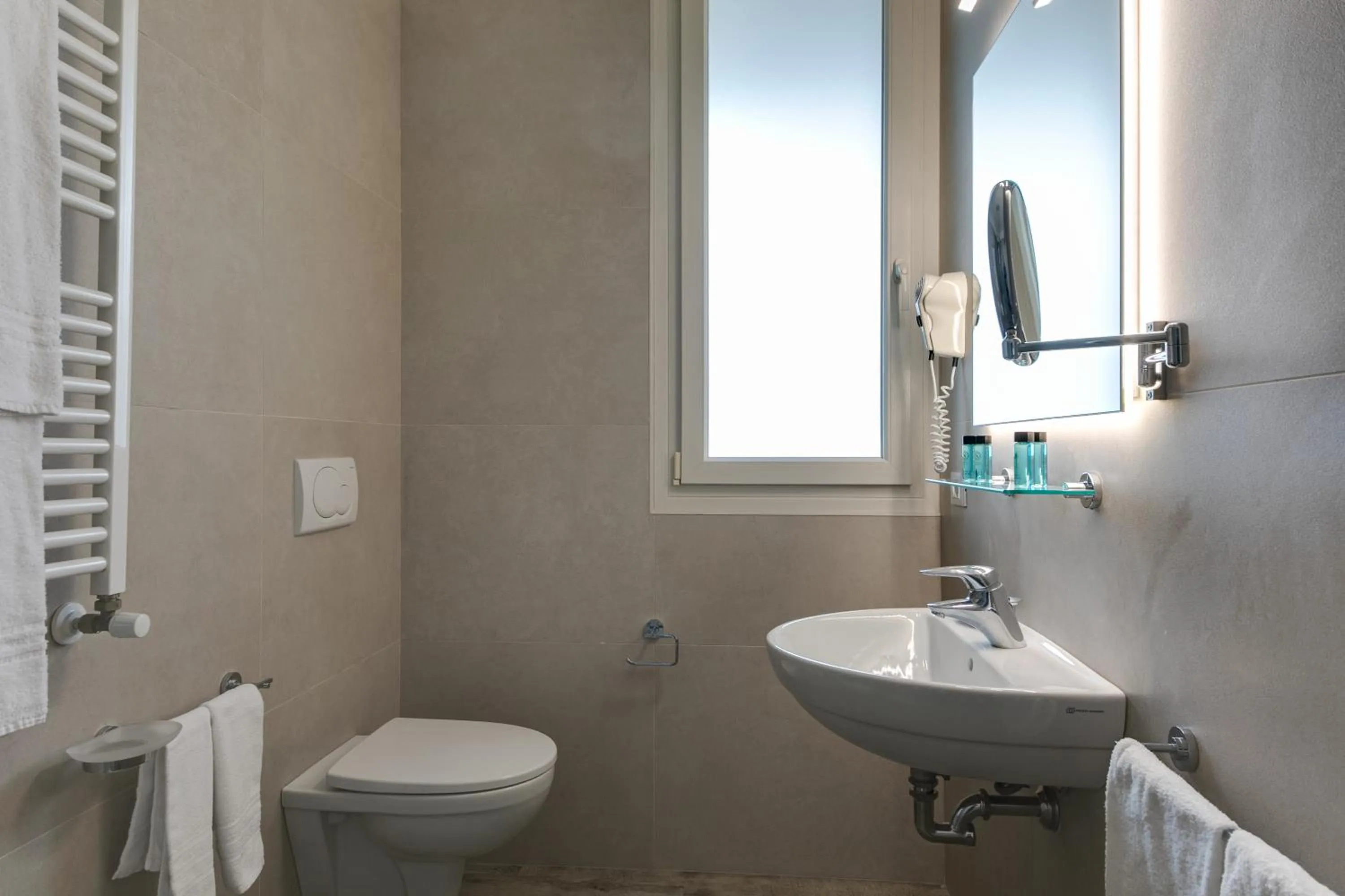 Bathroom in Elegance Suite Apartments - Siroli Collection