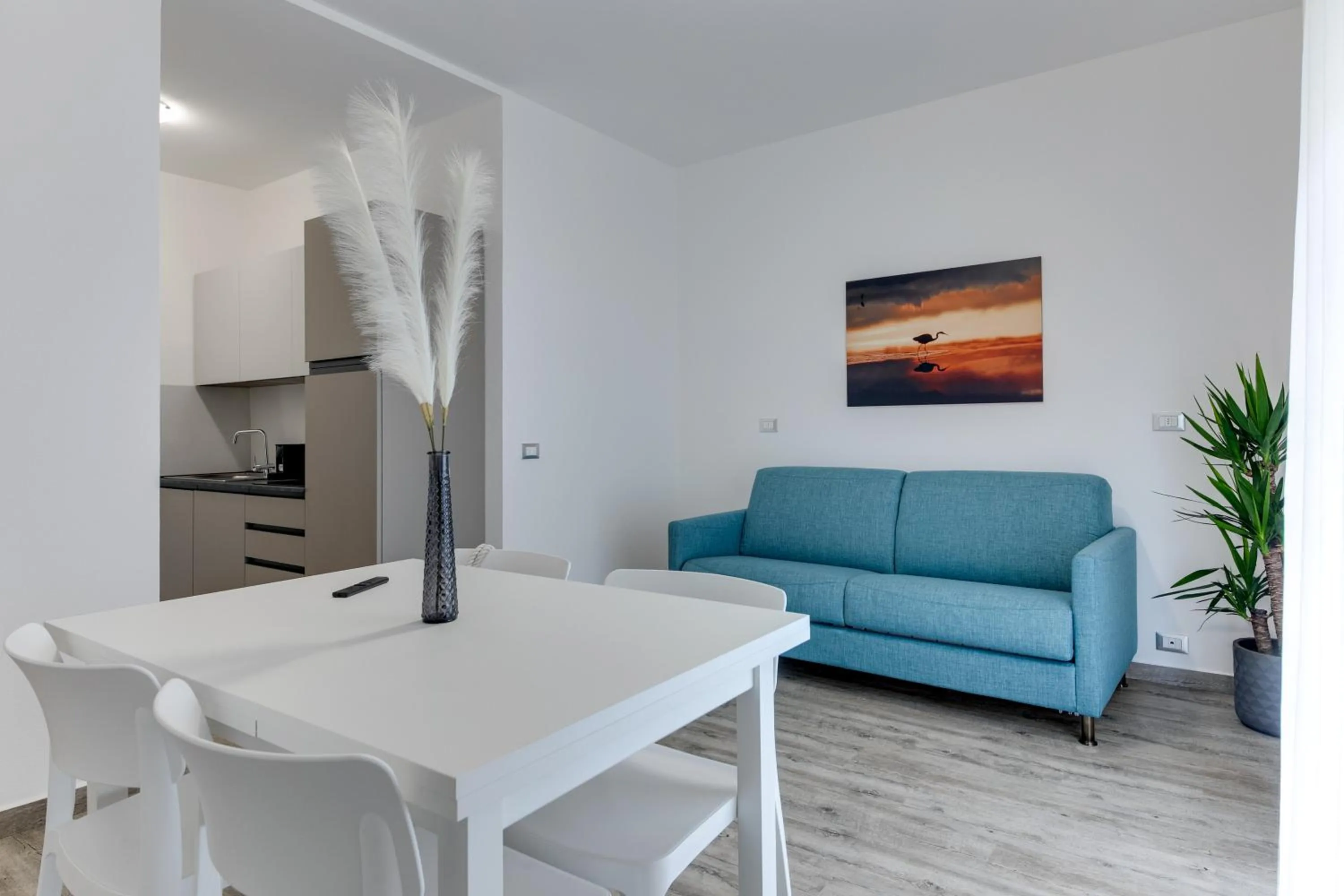 Kitchen or kitchenette in Elegance Suite Apartments - Siroli Collection