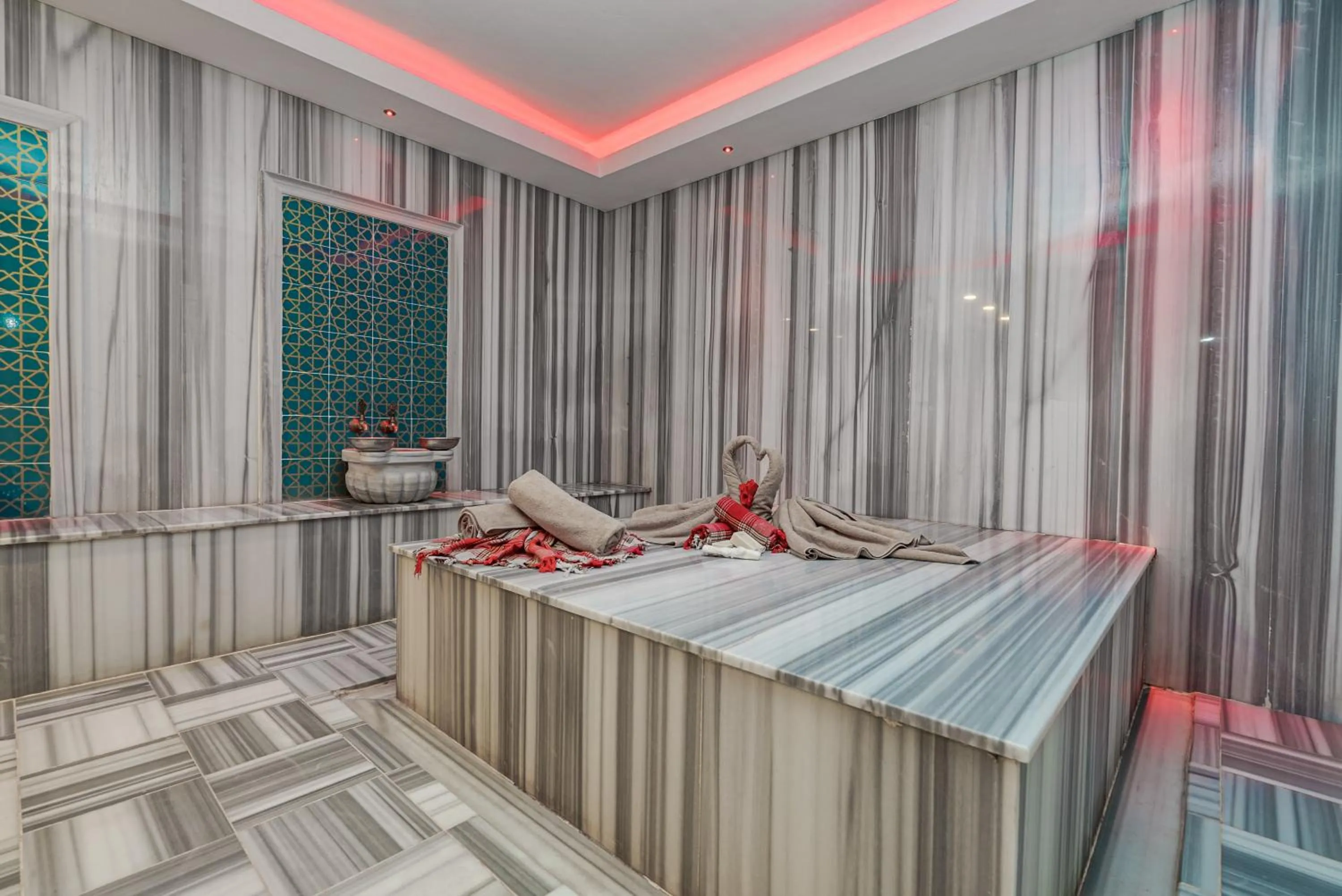 Public Bath in Library Hotel Erciyes