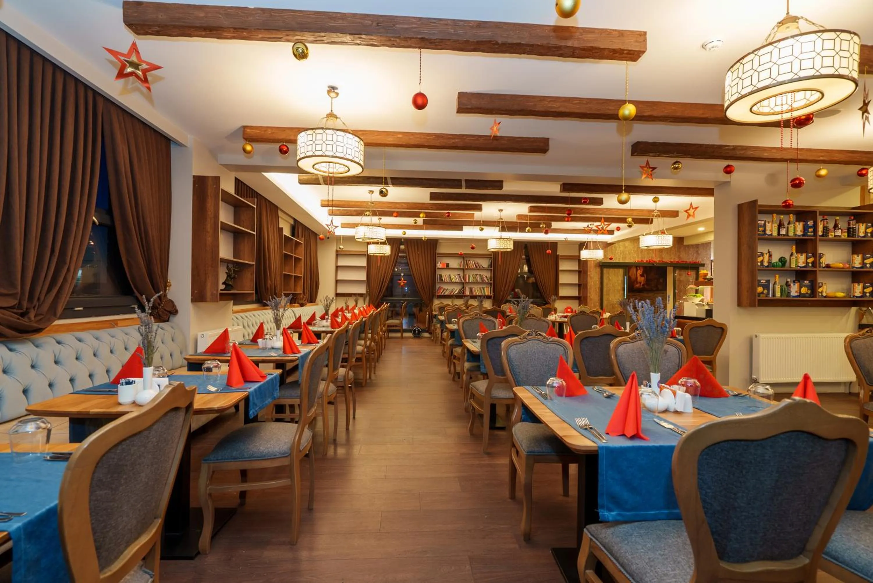 Restaurant/places to eat in Library Hotel Erciyes