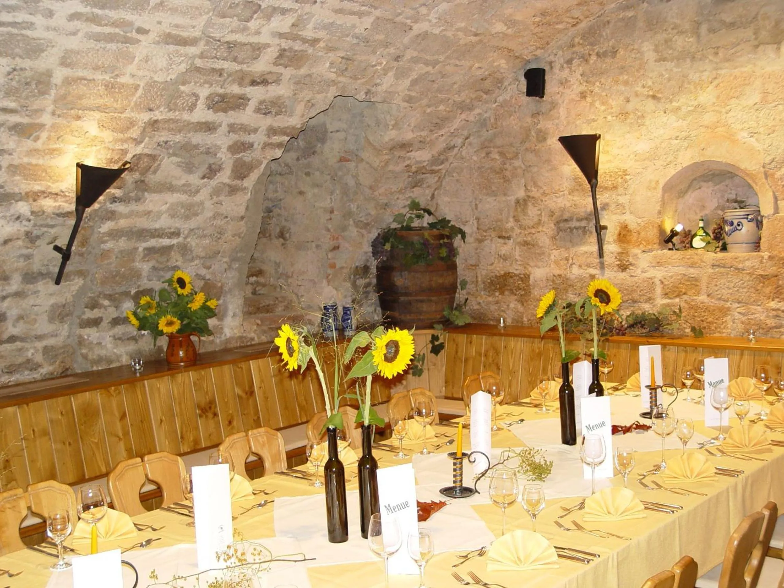 Restaurant/places to eat in Landhaus Zum Falken