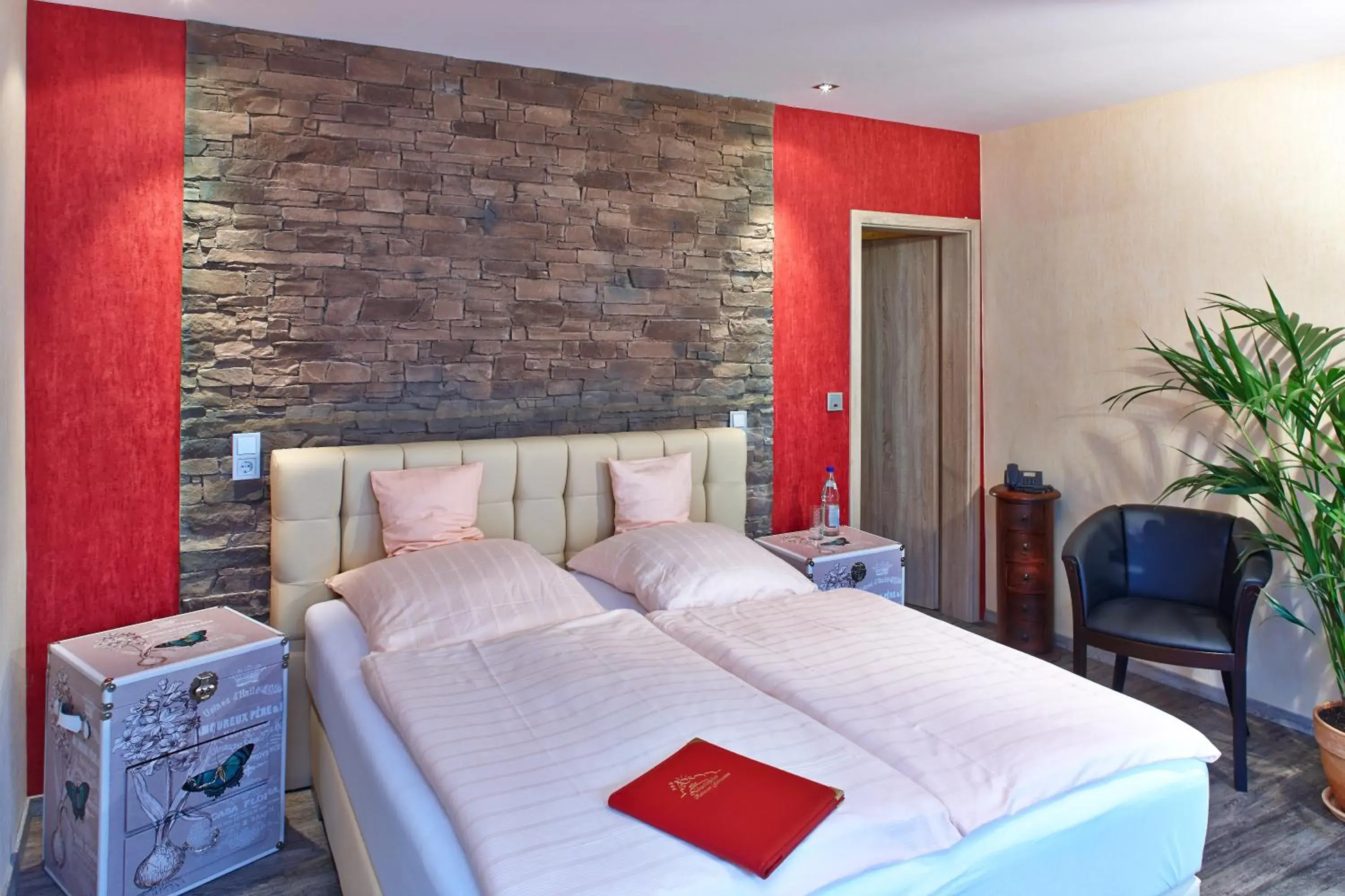 Double Room in Hotel Naheschlößchen Double Room in Hotel Naheschlößchen