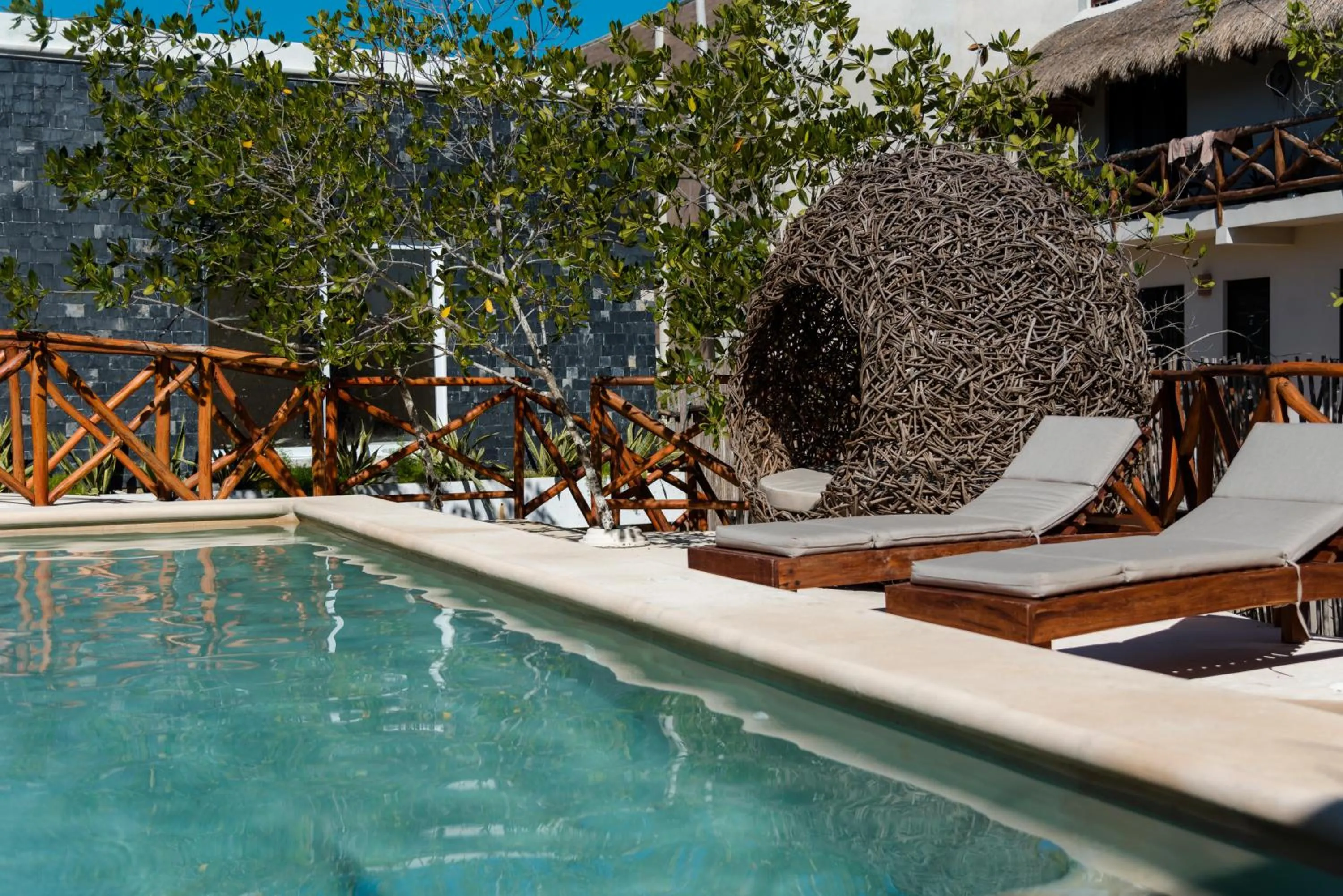 Swimming pool in Sanyama Holbox