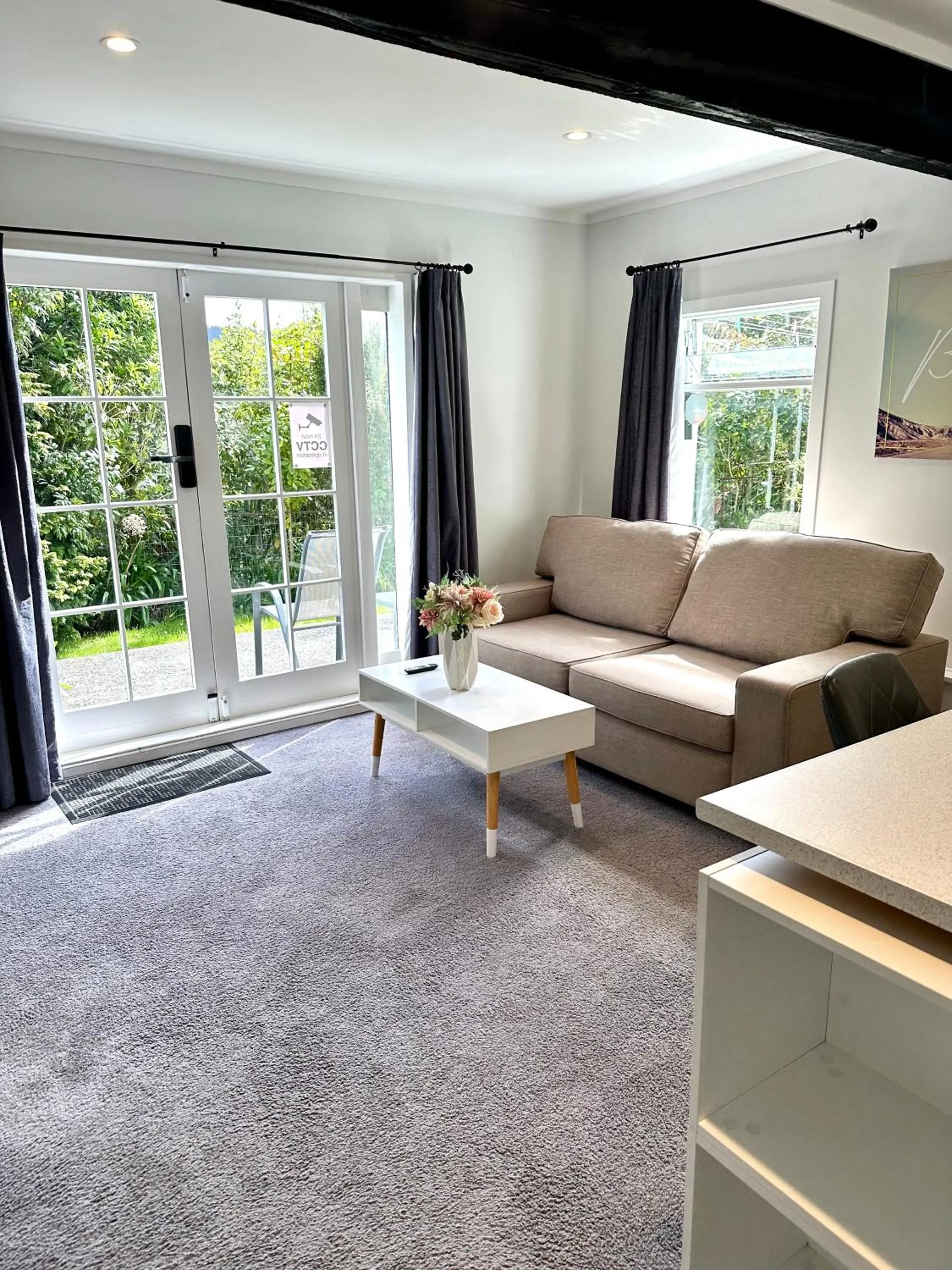 Lemon Tree Apartment Tawa