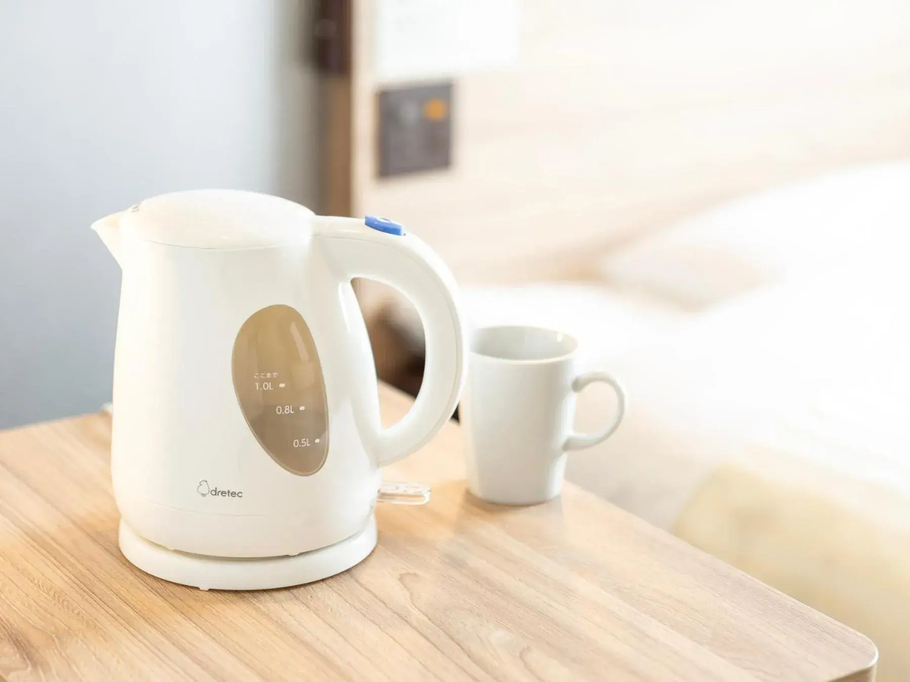 Coffee/tea facilities, Bed in Super Hotel Nagoya Shinkansenguchi Coffee/tea facilities, Bed in Super Hotel Nagoya Shinkansenguchi