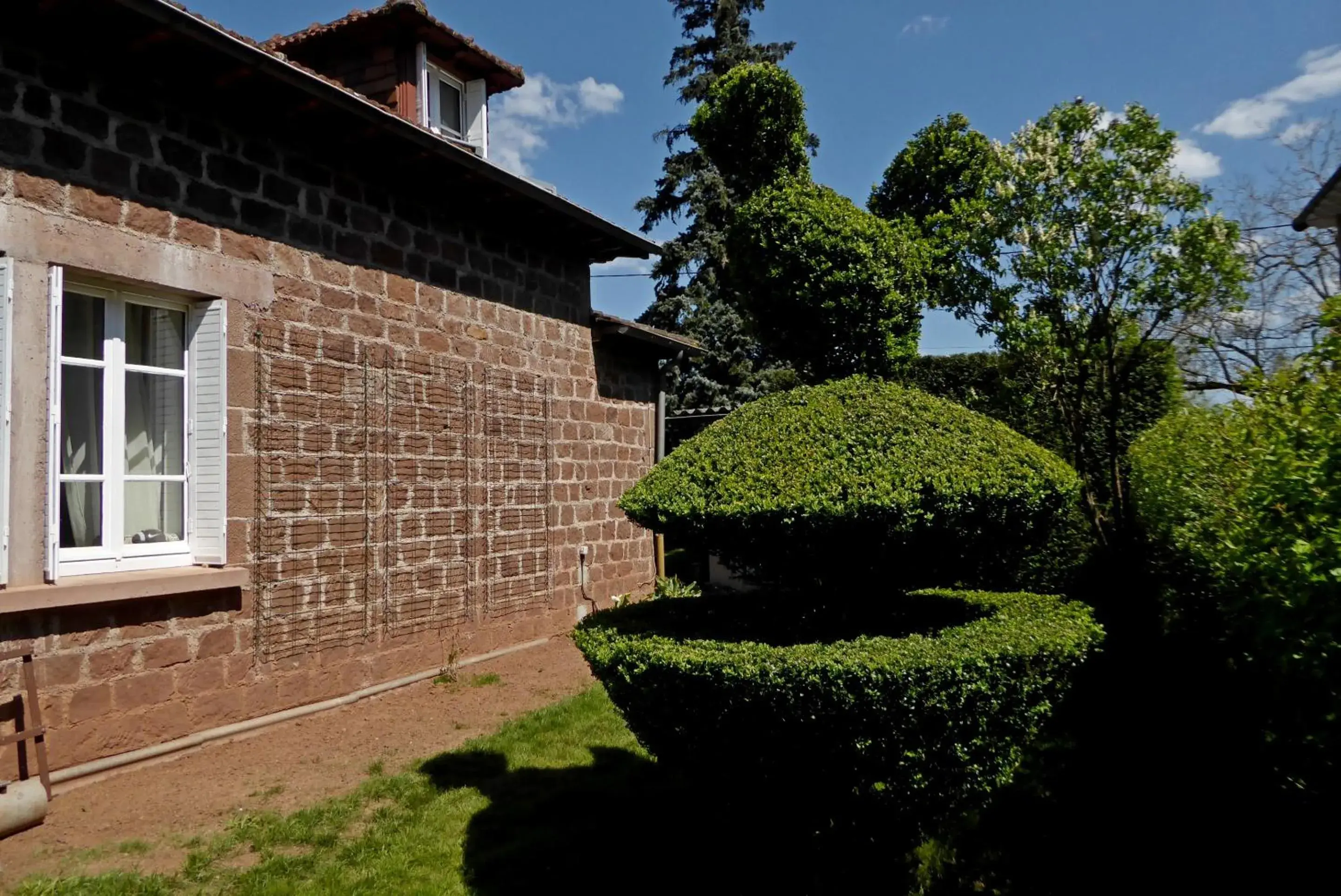 Property building in L'Oustal des Bons Vivants Property building in L'Oustal des Bons Vivants