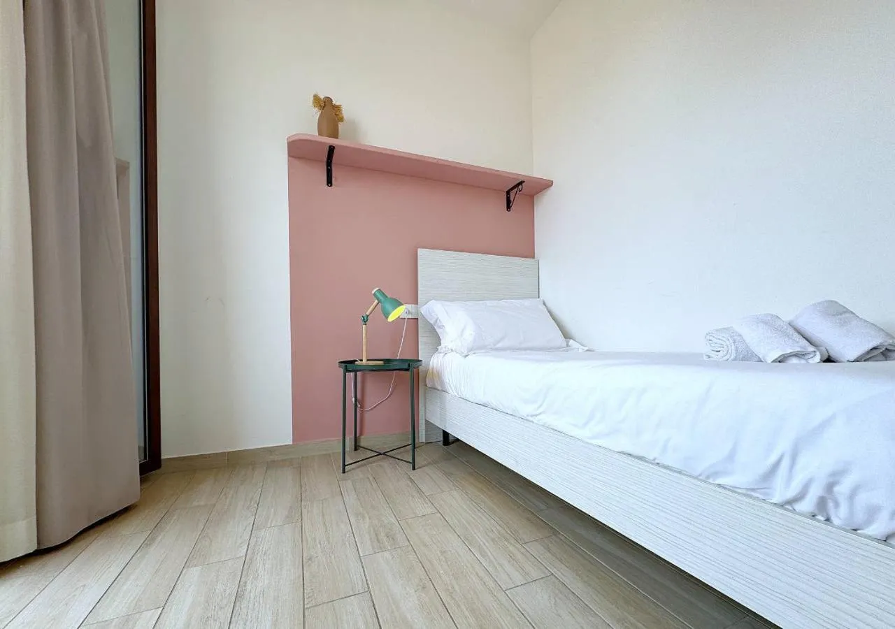 Bedroom, Bed in Solemar Sicilia - Multi Suite