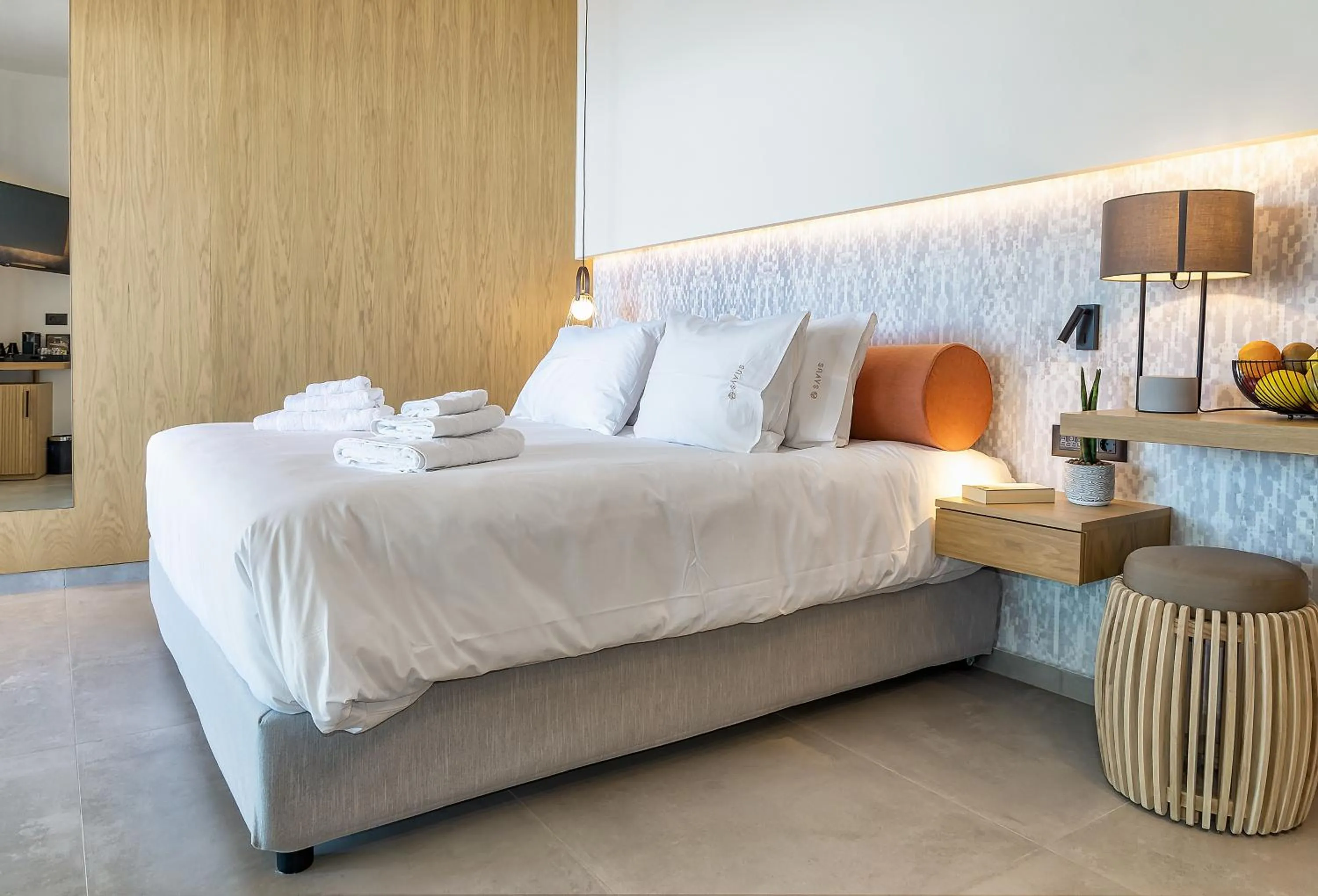 Bed in SAVUS Boutique Hotel