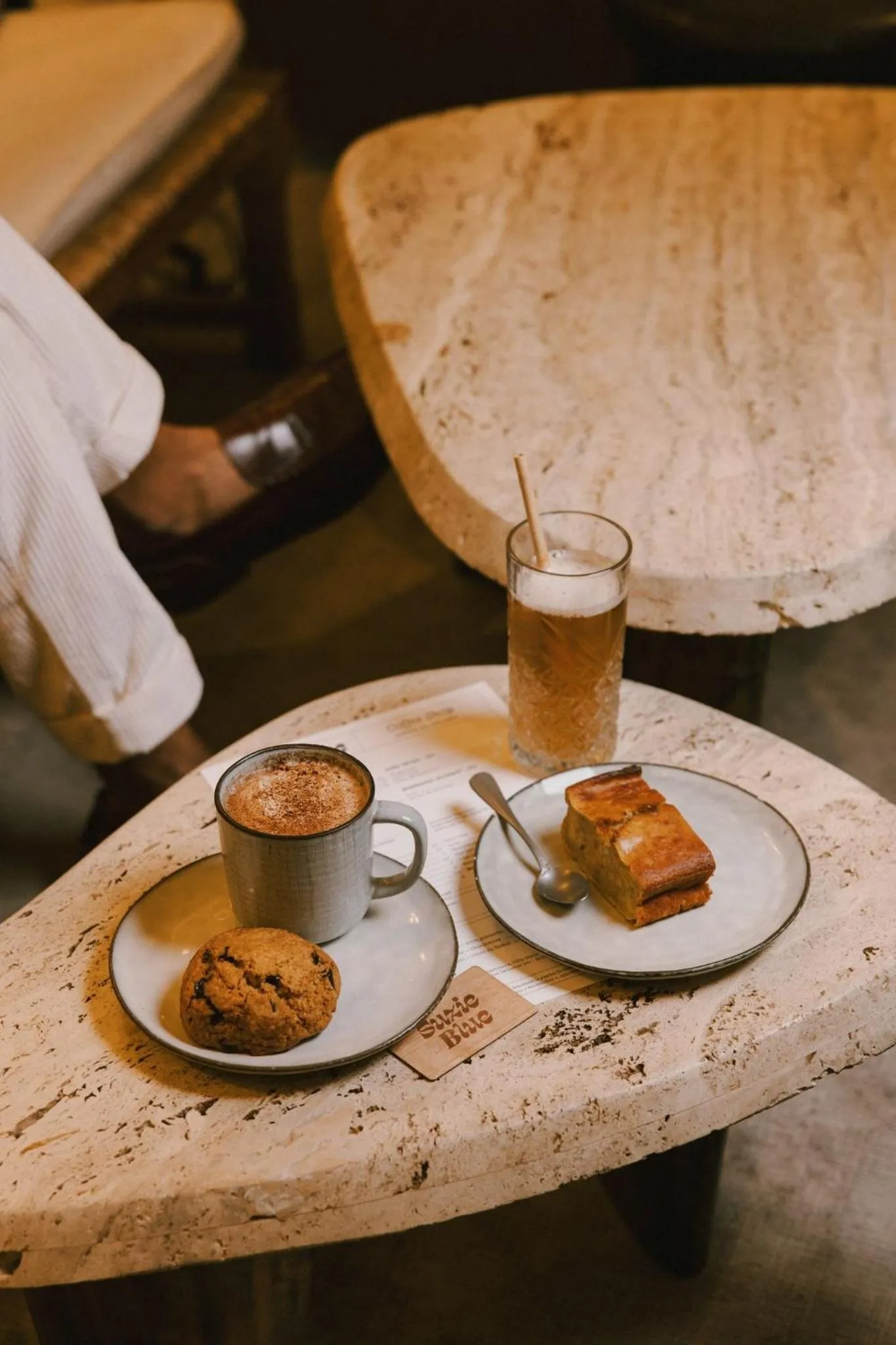 Restaurant/places to eat in Hôtel Suzie Blue