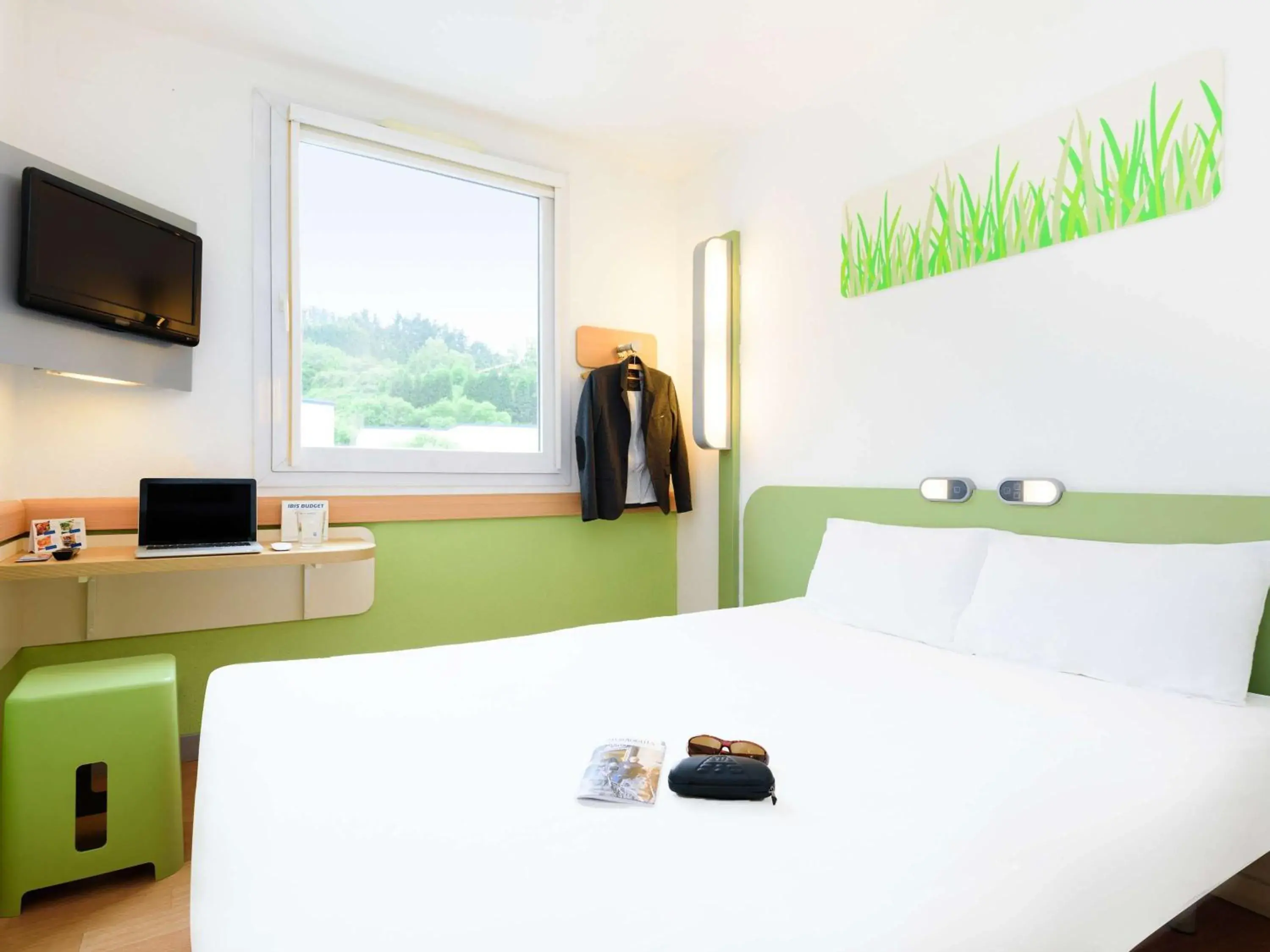 Bedroom, Bed in Ibis Budget Bilbao Arrigorriaga Bedroom, Bed in Ibis Budget Bilbao Arrigorriaga