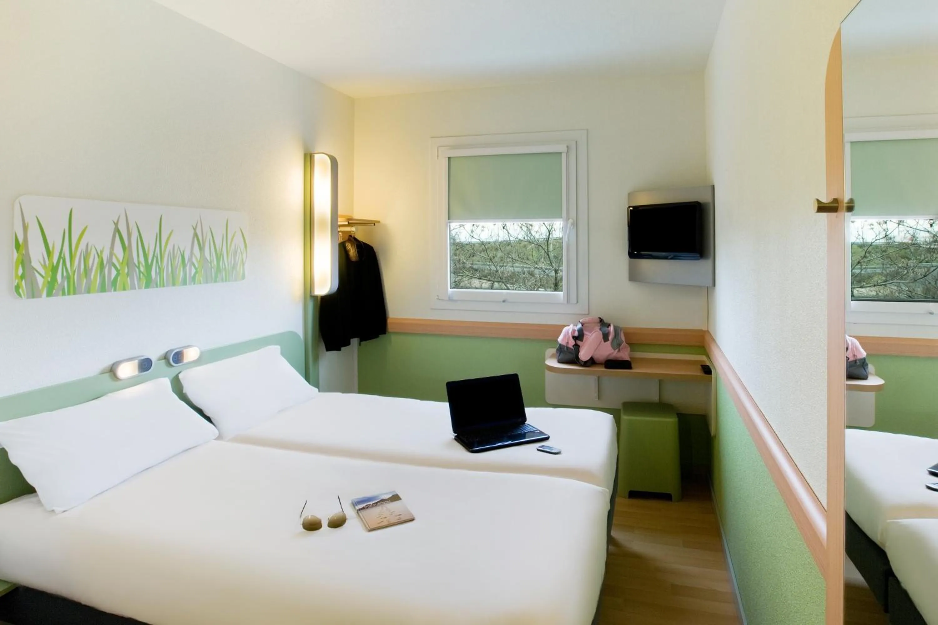 Bed in Ibis Budget Bilbao Arrigorriaga