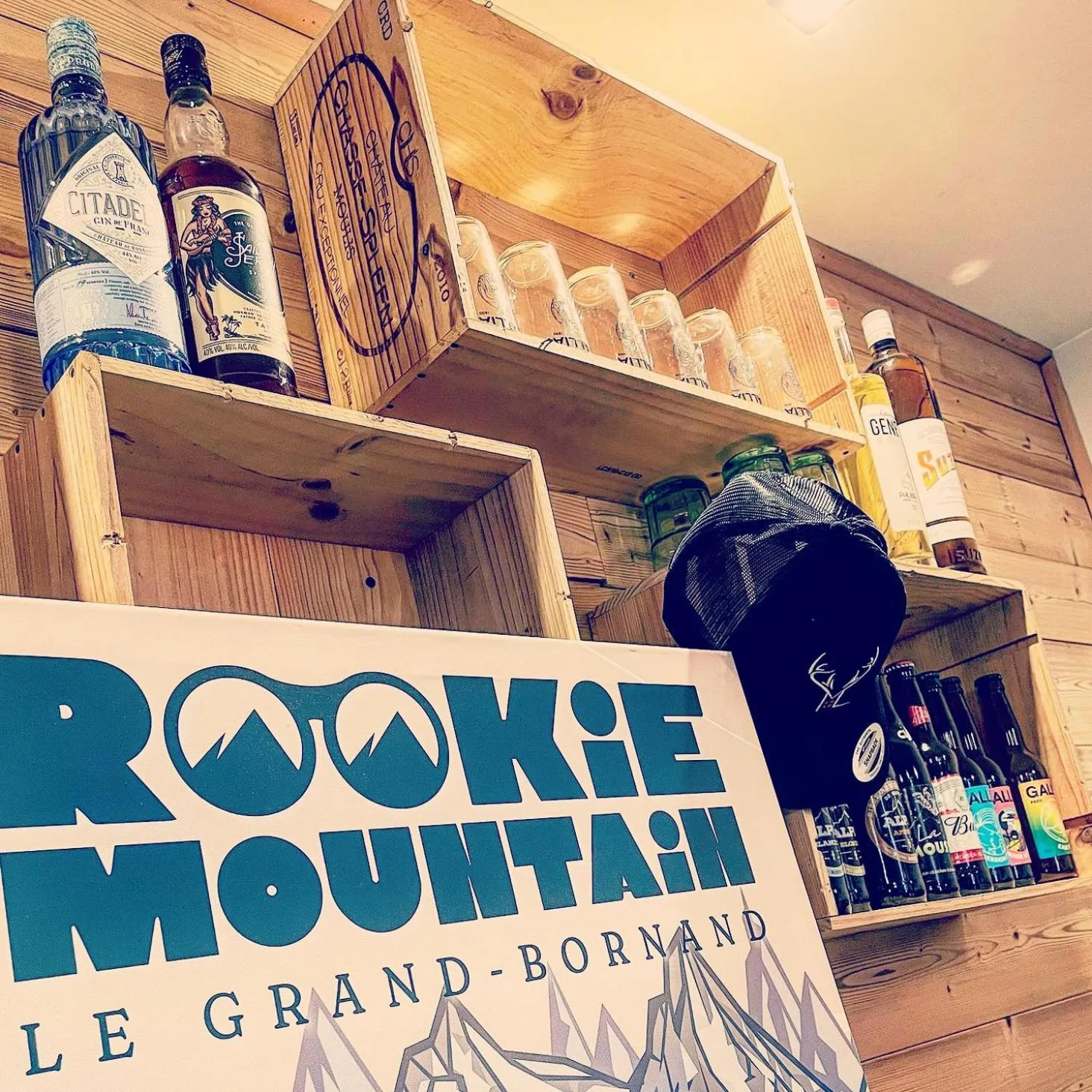 Lounge or bar in Le Rookie Mountain