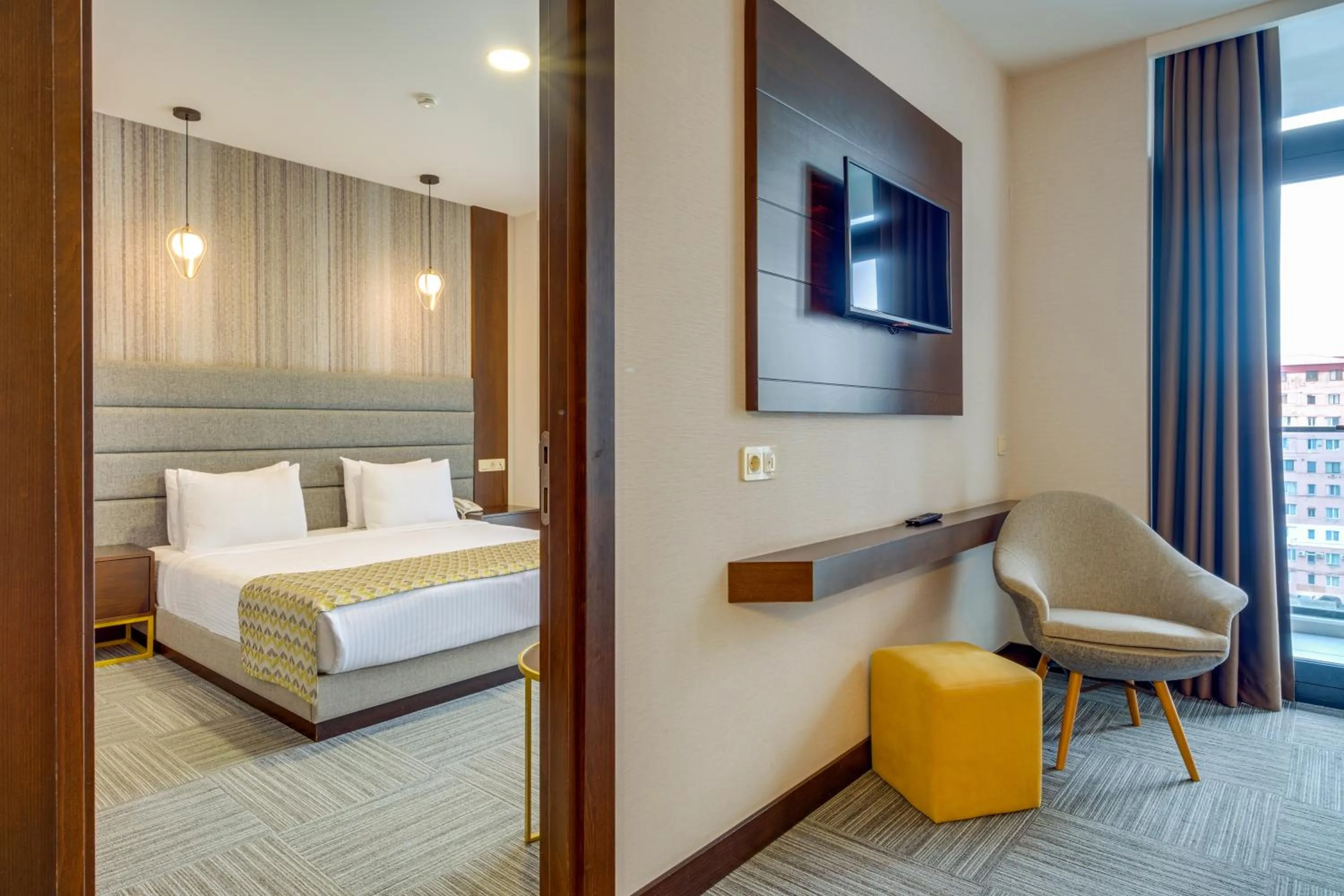 Living room, Bed in Hotel Salvador