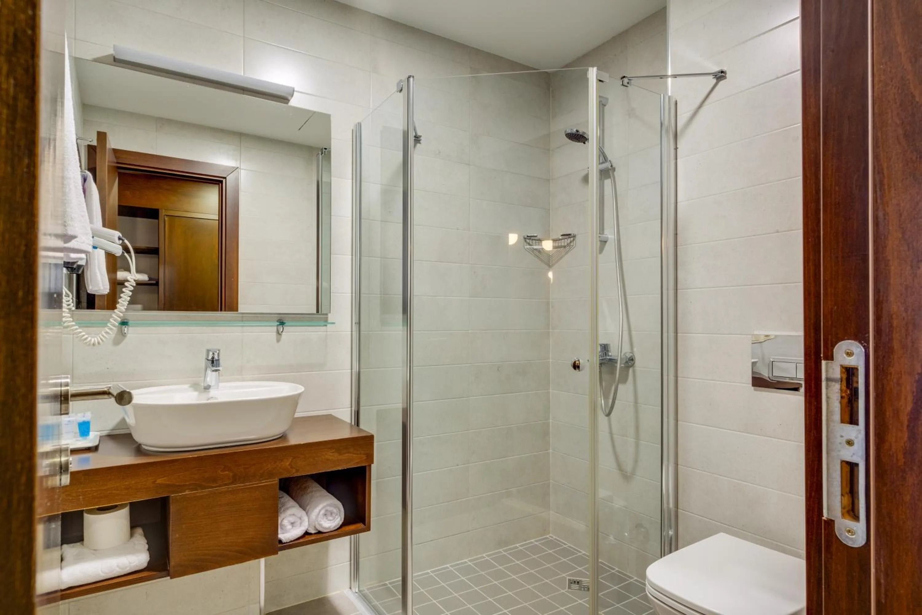 Shower in Hotel Salvador