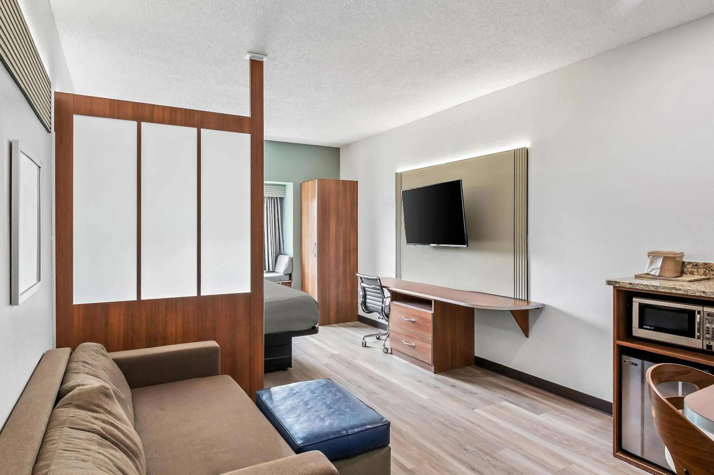 Bedroom in Quality Inn & Suites