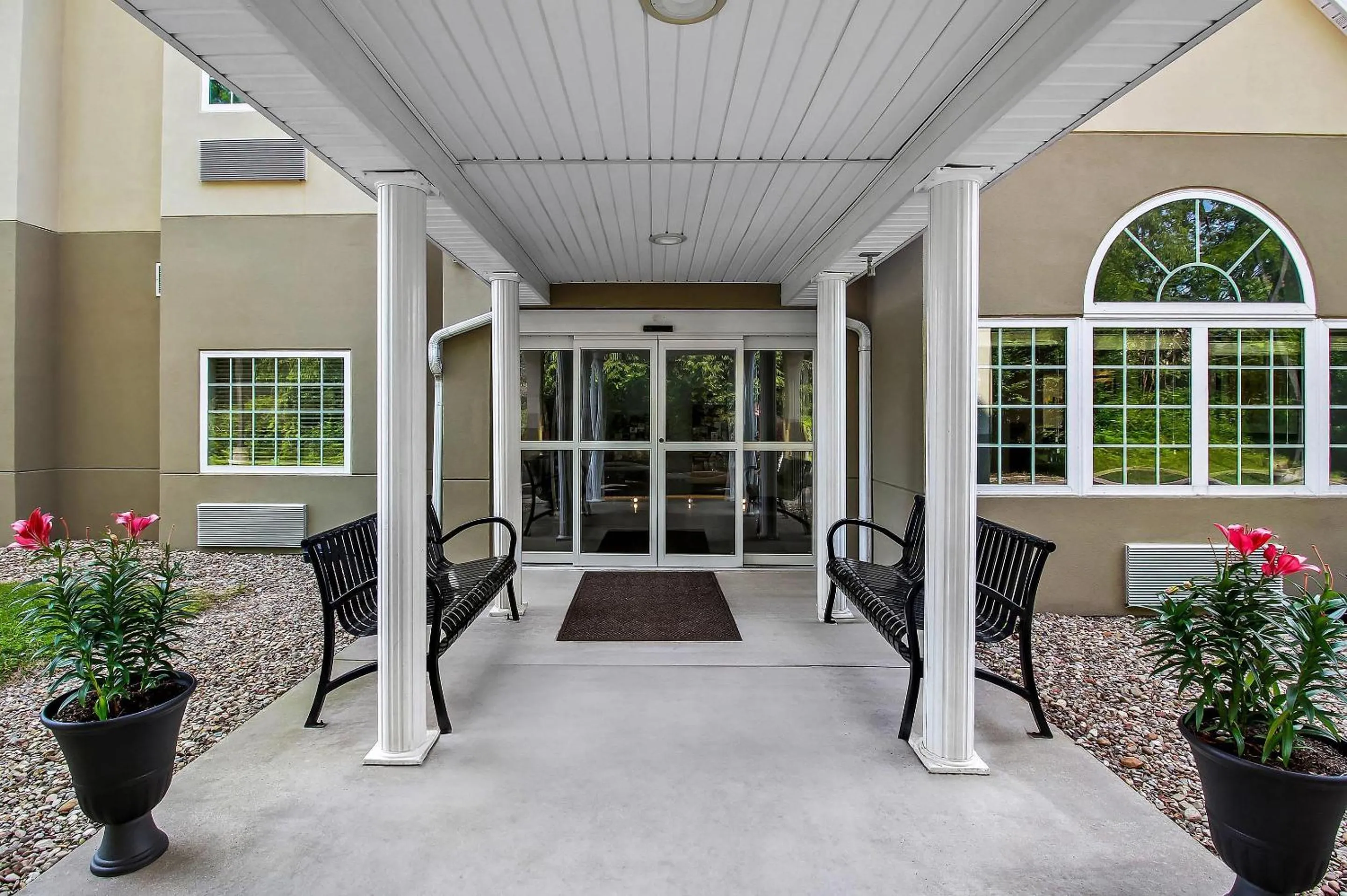 Property building in Quality Inn & Suites