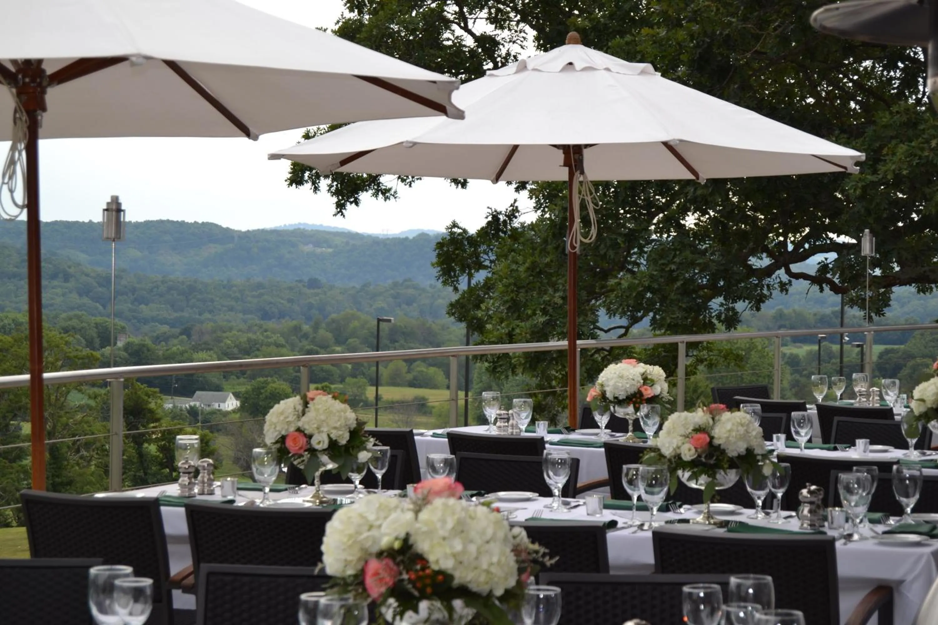 Restaurant/Places to Eat in The Inn at Lenape