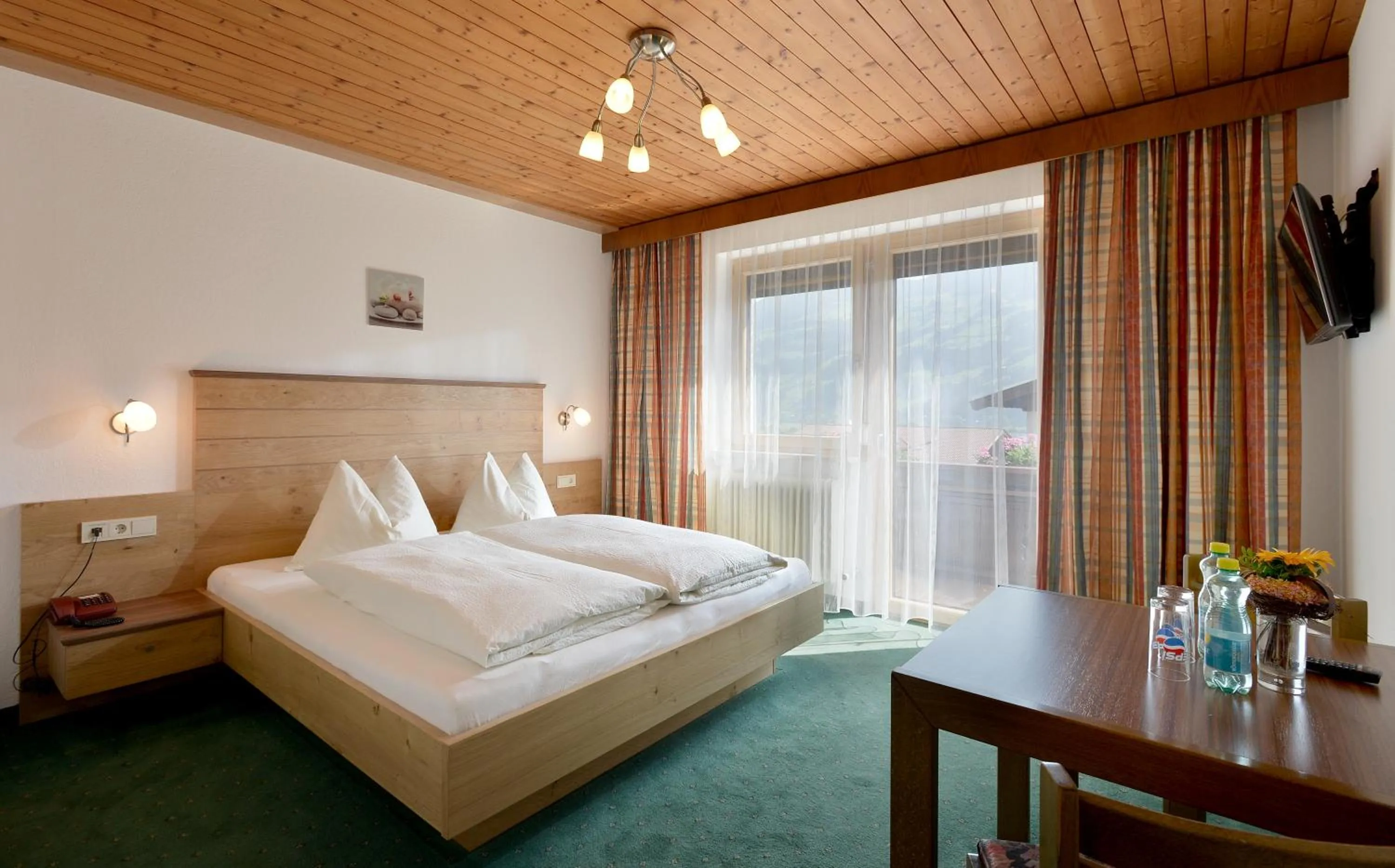 Bedroom, Bed in Apart Kofler's Panorama-Zillertal