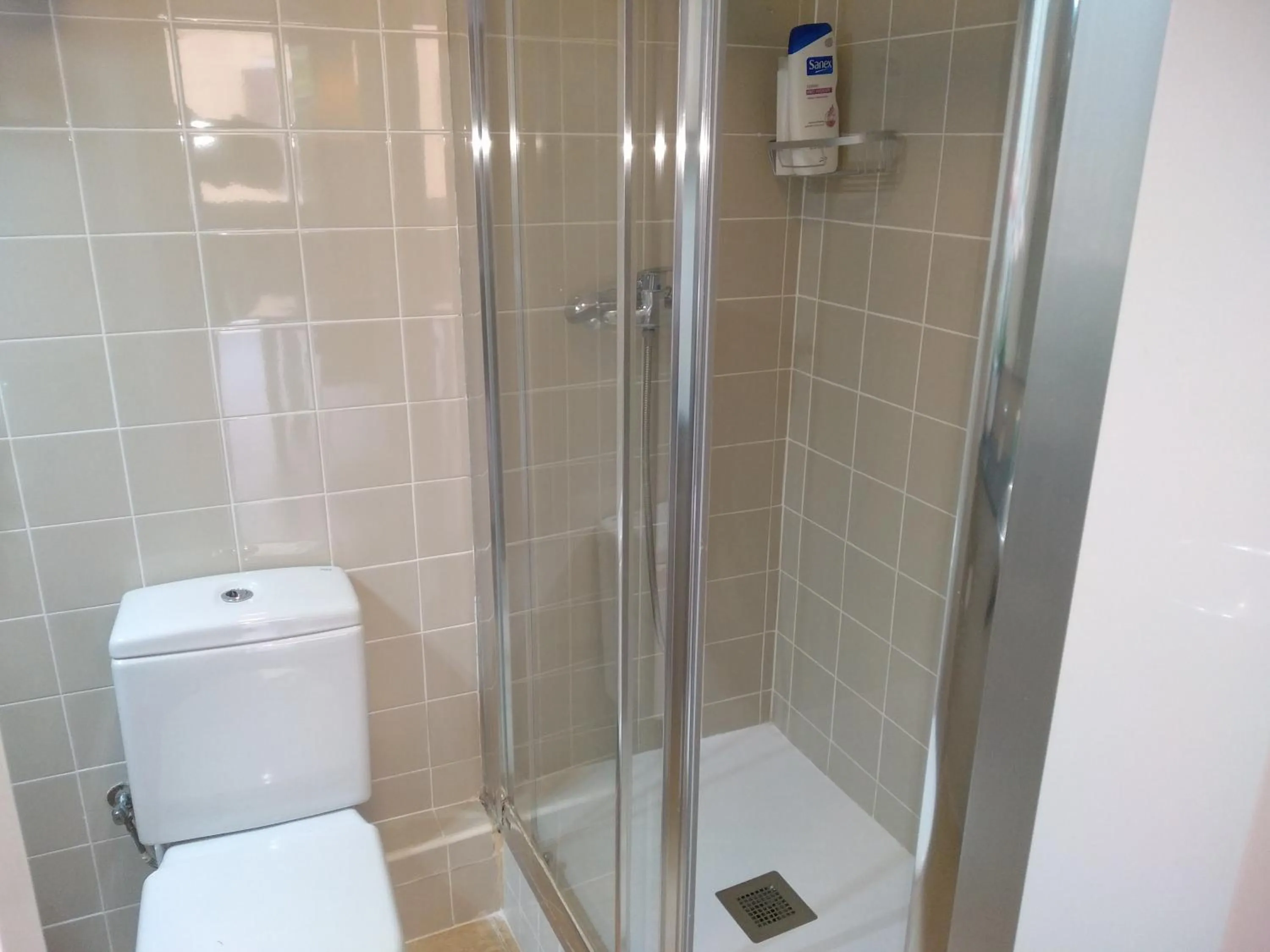 Toilet in Colom Apartments