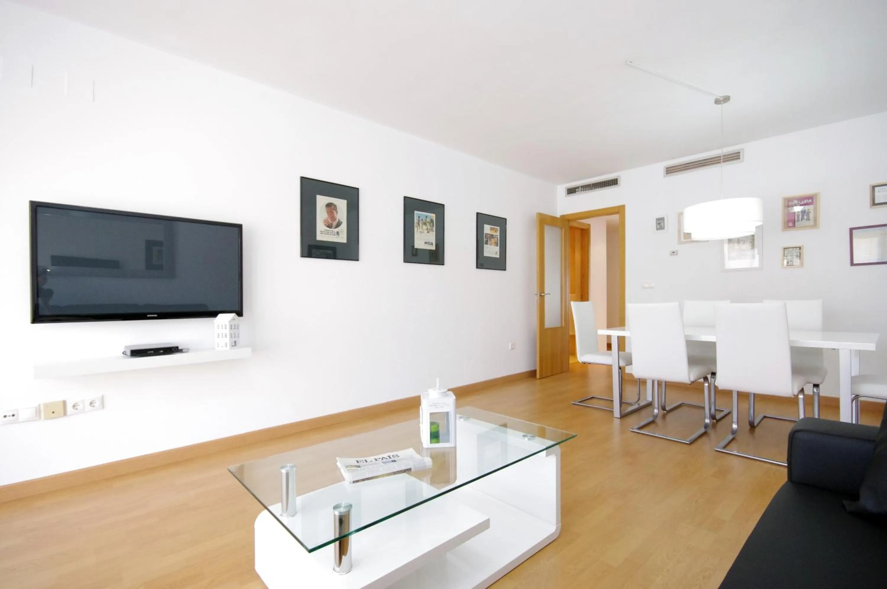 TV and multimedia in Apartamentos Port