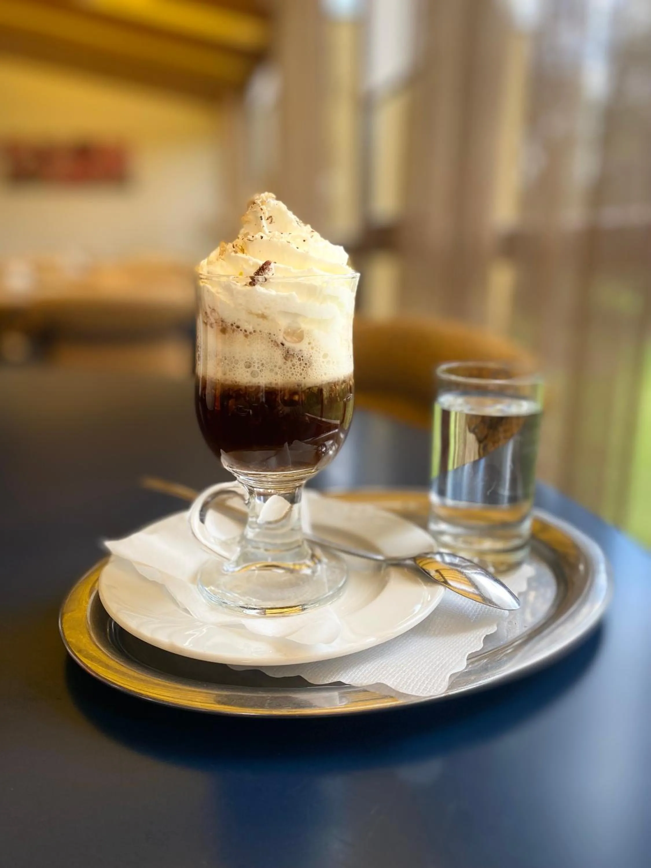 Drinks in Simon - Hotel & Café