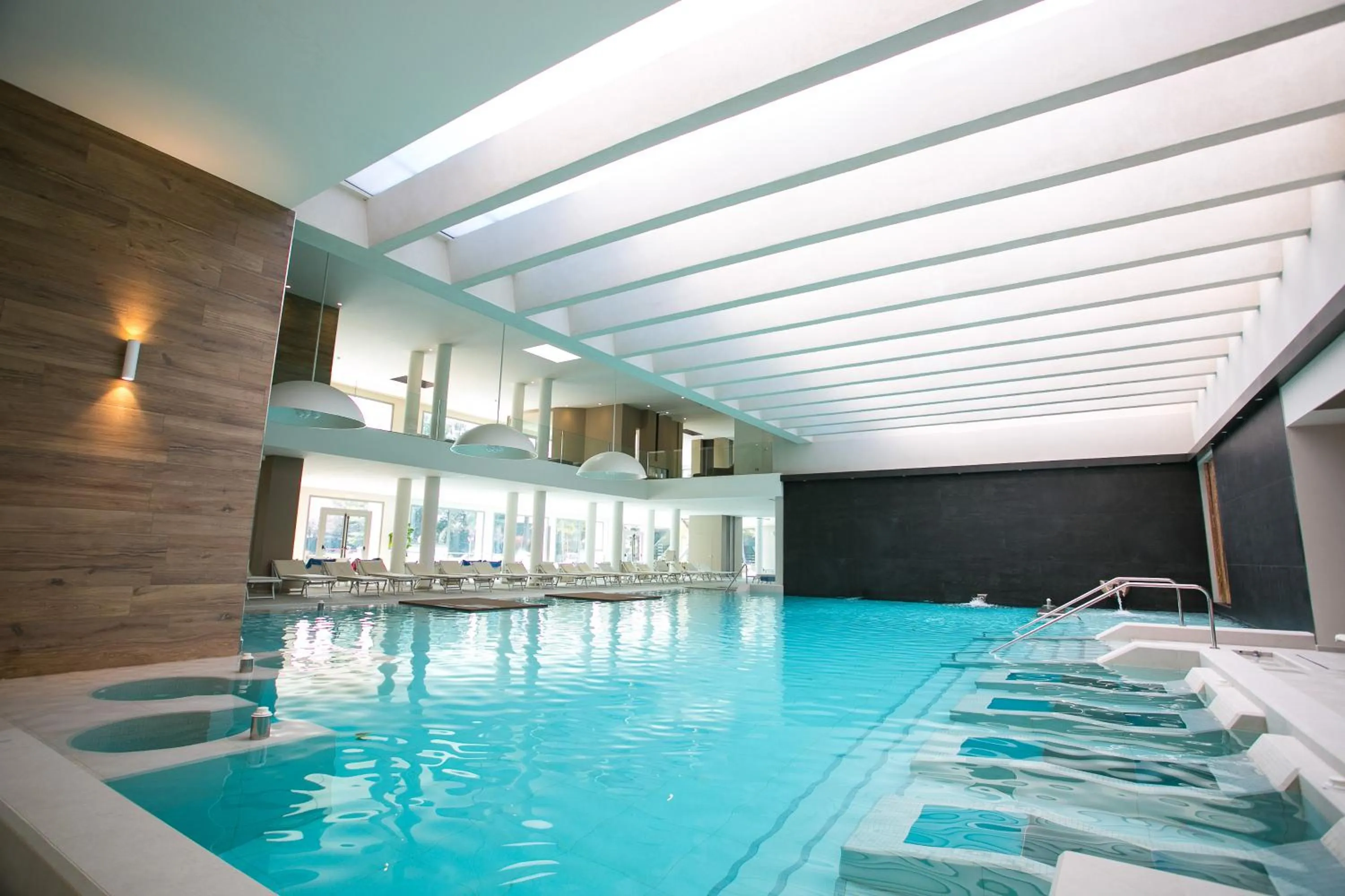 Pool view in Hotel Terme Neroniane