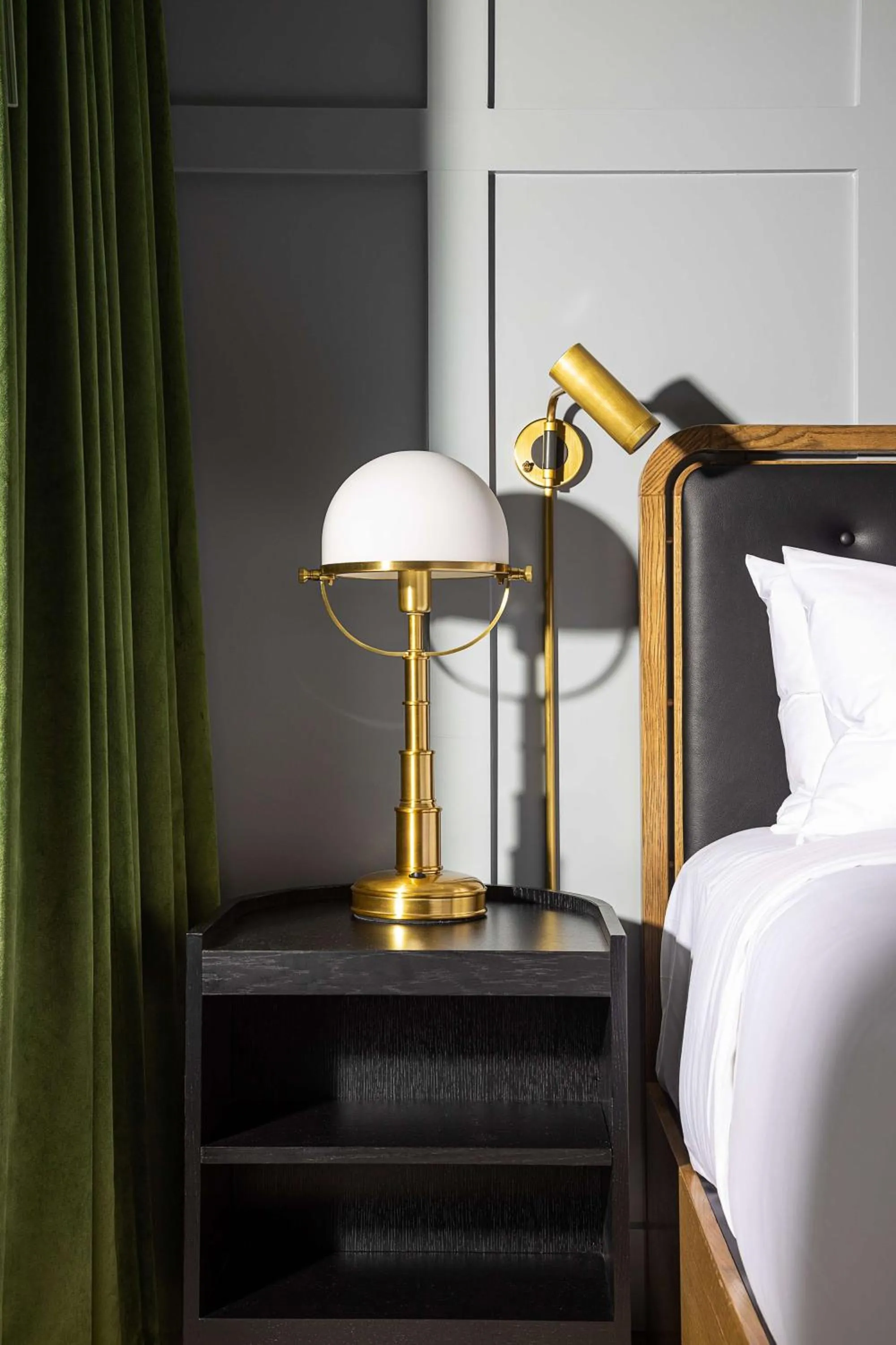 Bed in Wylie Hotel Atlanta, Tapestry Collection by Hilton