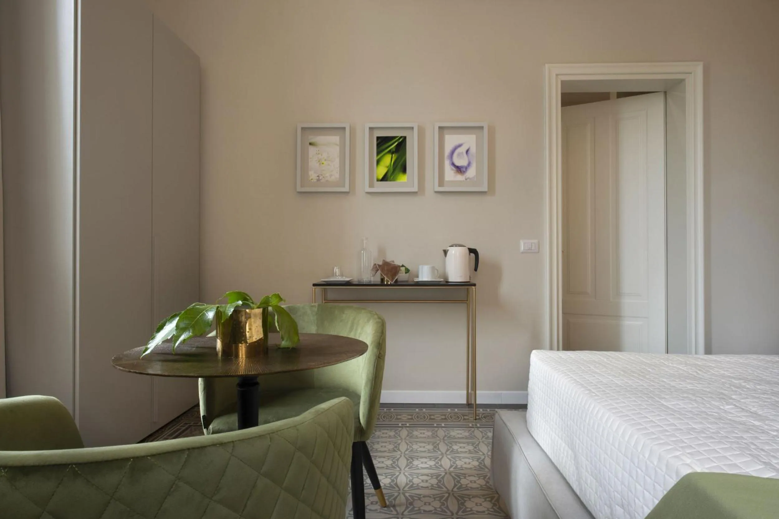 Bedroom, Bed in Villa La Tuia B&B