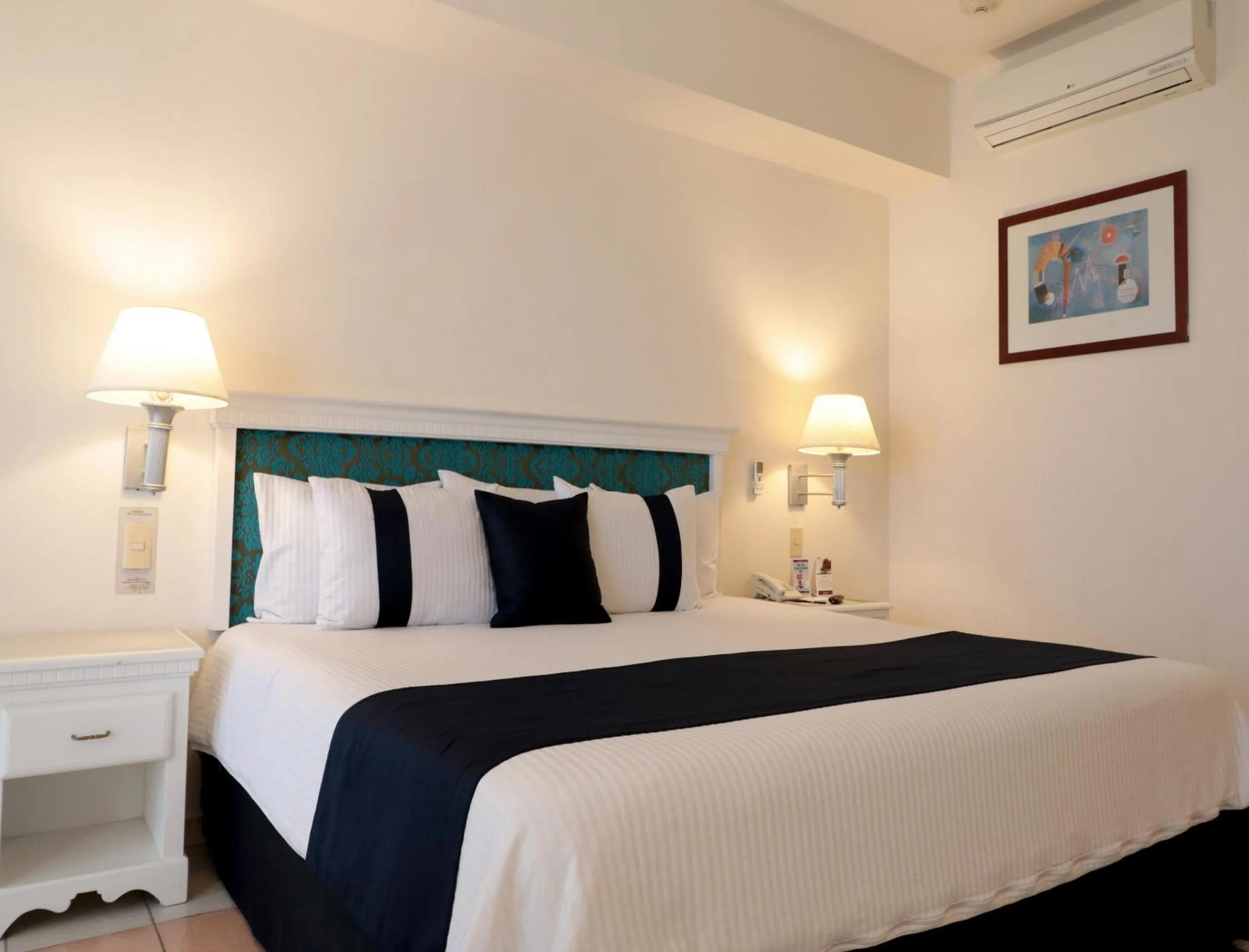 Bed in Mision Mazatlan