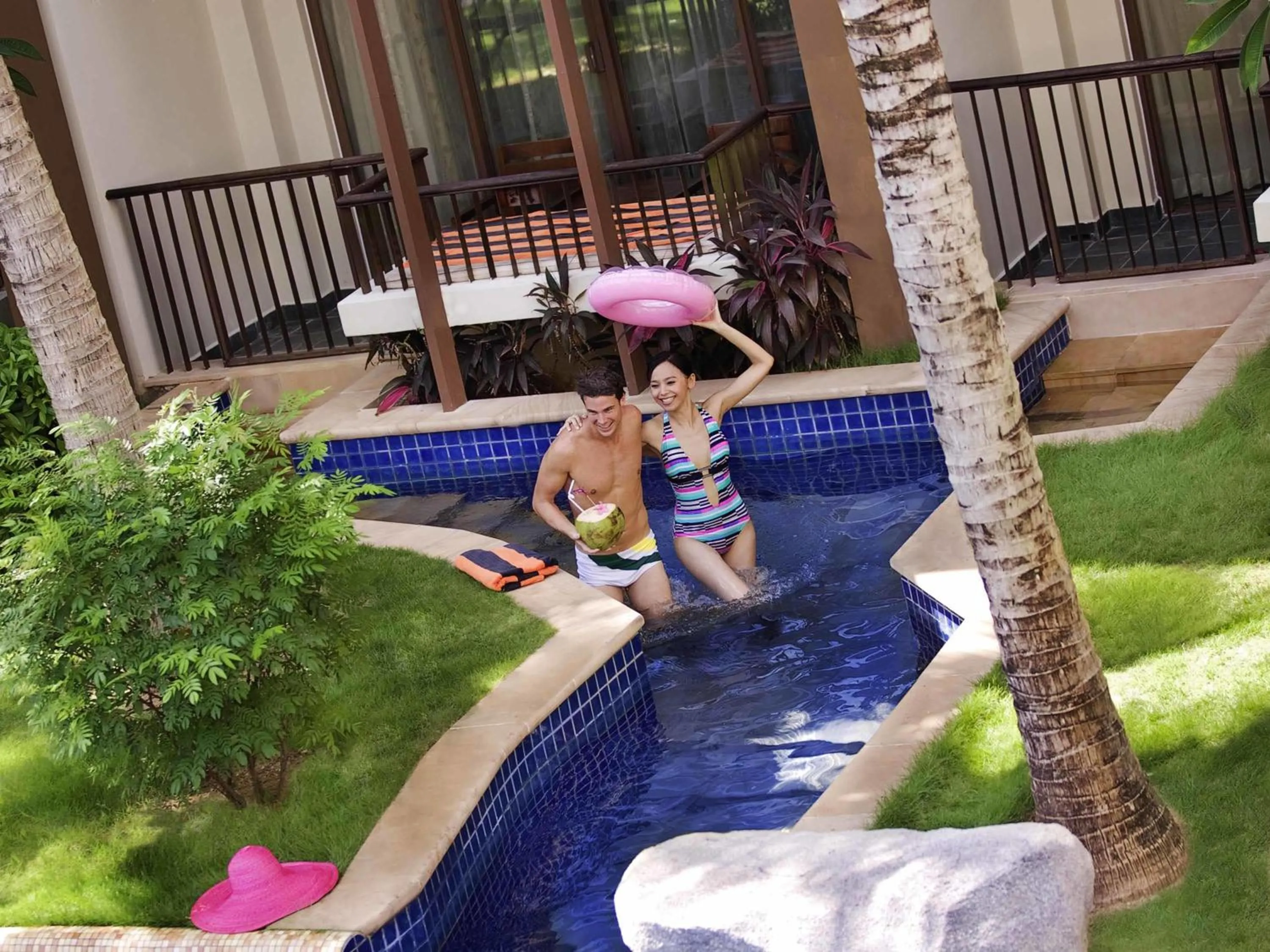 Bedroom in Pullman Sanya Yalong Bay Villas & Resort