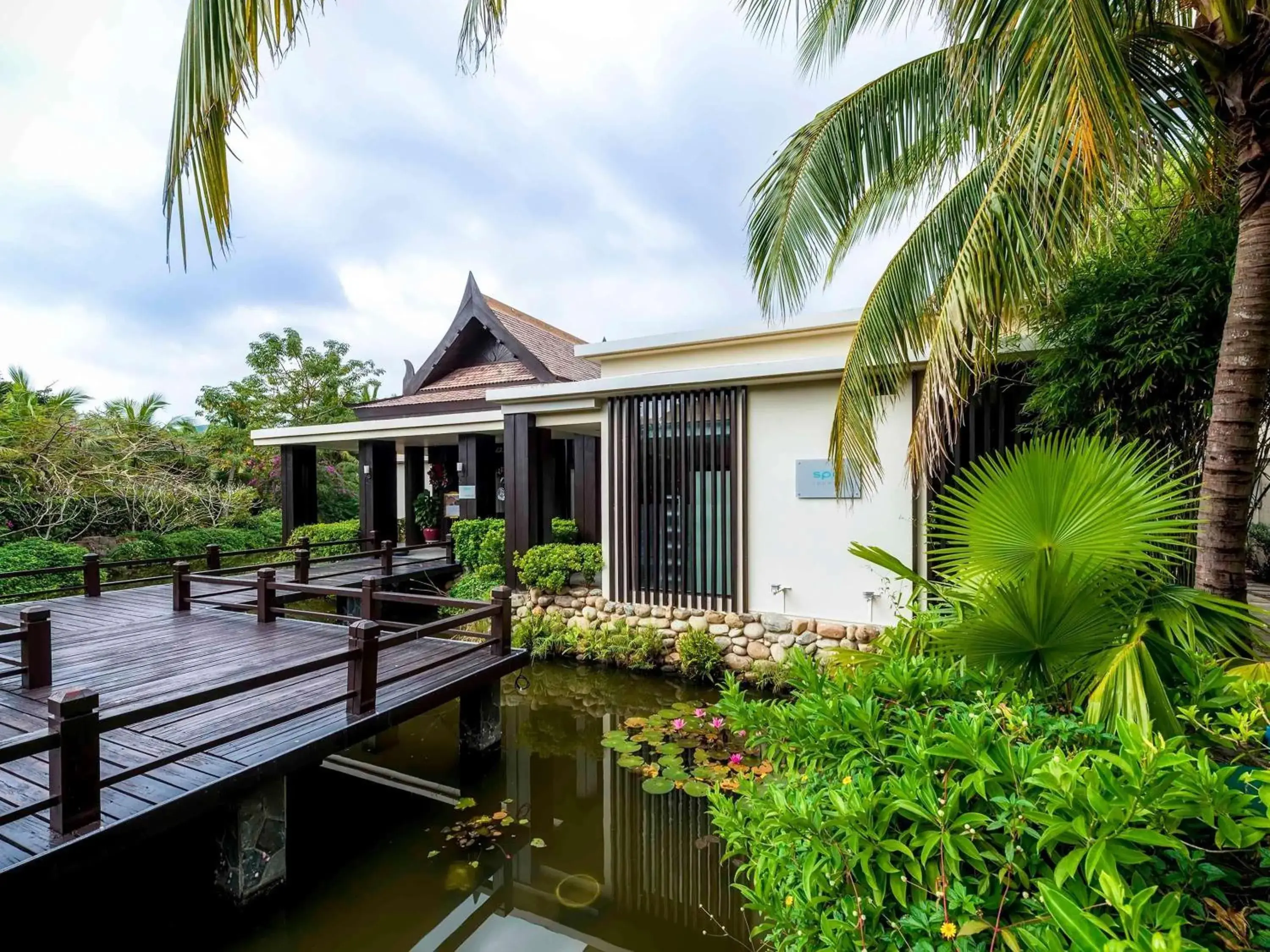 Spa and wellness centre/facilities in Pullman Sanya Yalong Bay Villas & Resort Spa and wellness centre/facilities in Pullman Sanya Yalong Bay Villas & Resort