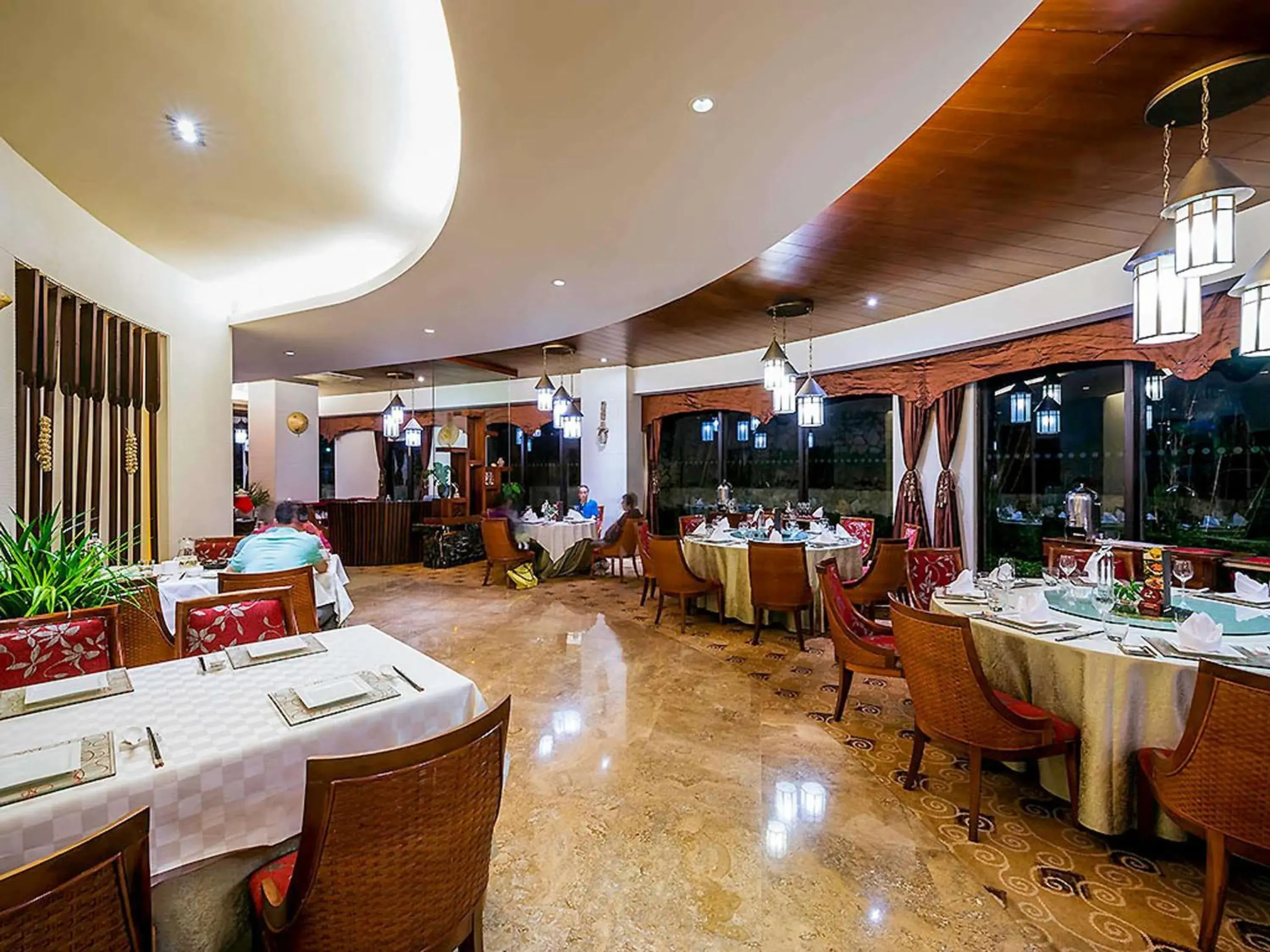 Restaurant/places to eat in Pullman Sanya Yalong Bay Villas & Resort Restaurant/places to eat in Pullman Sanya Yalong Bay Villas & Resort