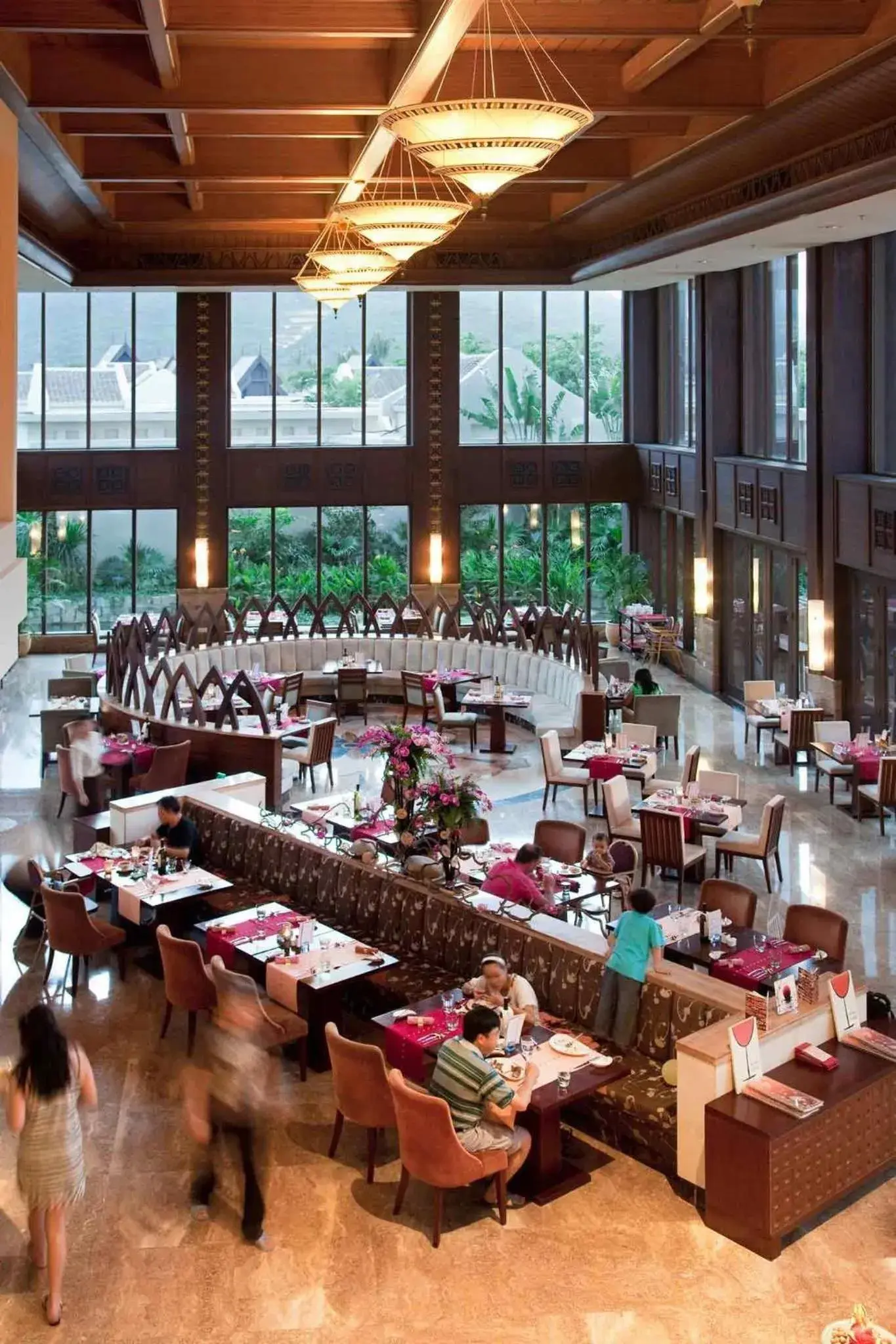 Restaurant/places to eat in Pullman Sanya Yalong Bay Villas & Resort Restaurant/places to eat in Pullman Sanya Yalong Bay Villas & Resort