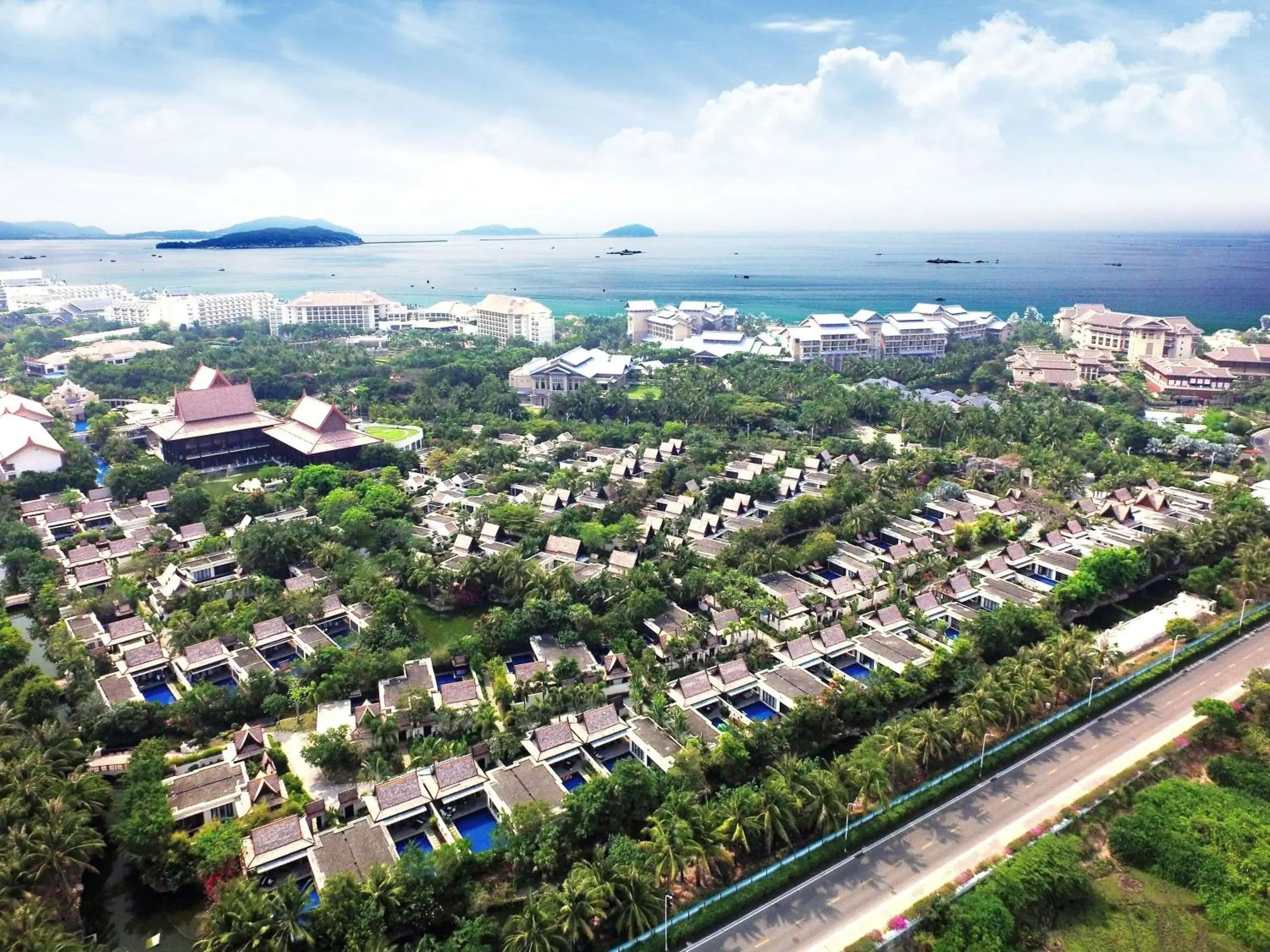 Property building in Pullman Sanya Yalong Bay Villas & Resort Property building in Pullman Sanya Yalong Bay Villas & Resort