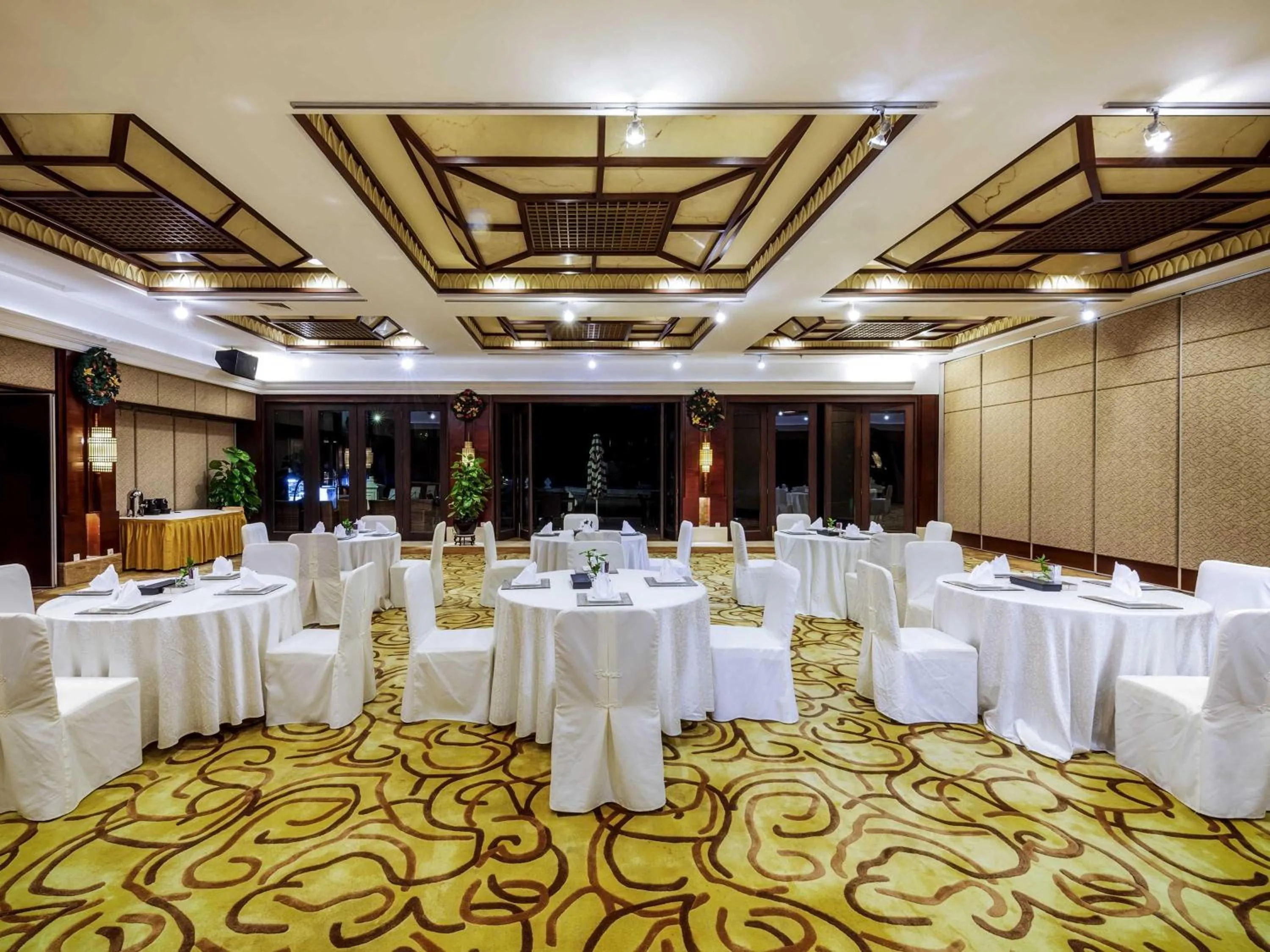 Meeting/conference room in Pullman Sanya Yalong Bay Villas & Resort